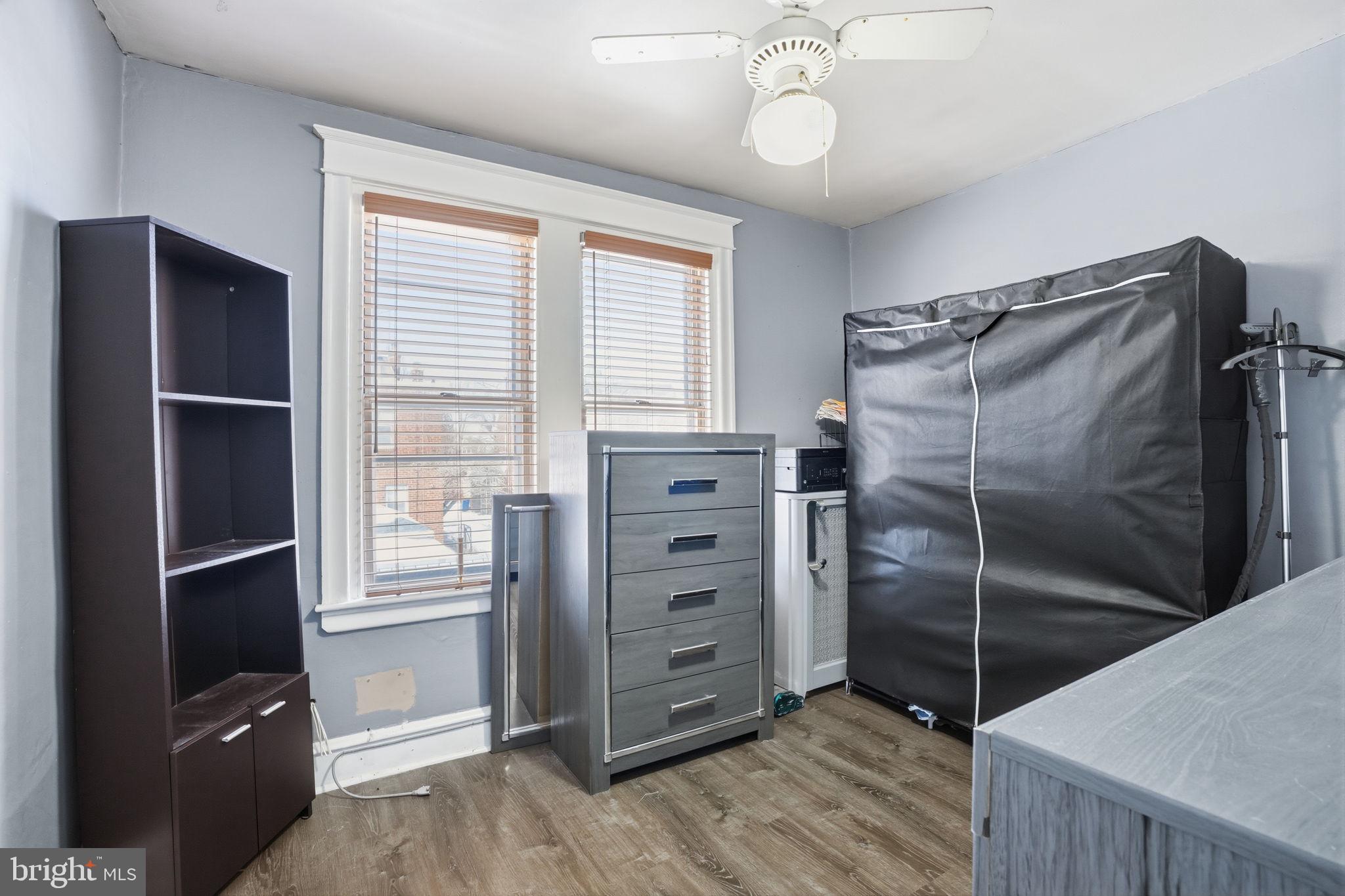 NORTHWOOD - Residential