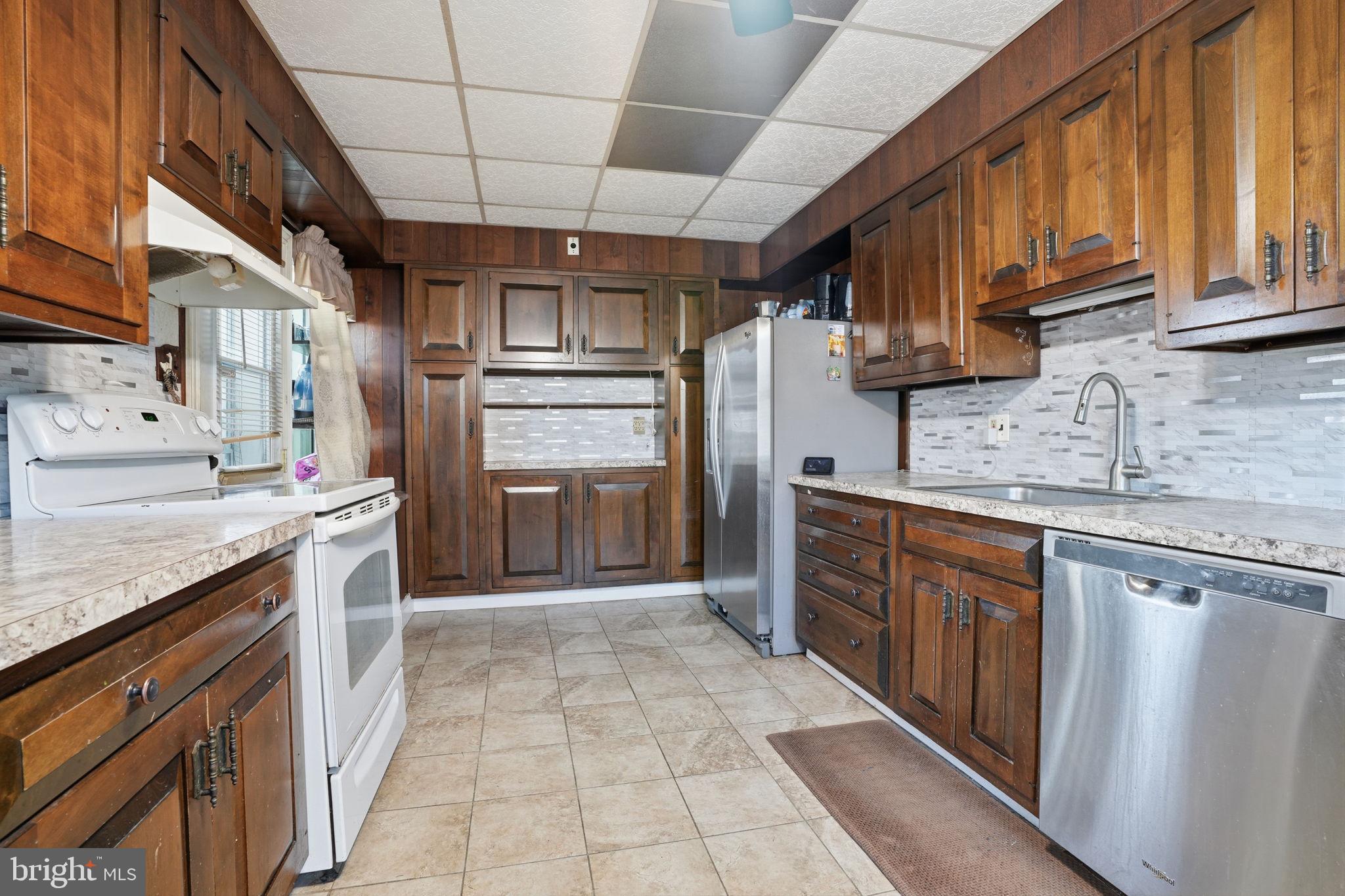 NORTHWOOD - Residential