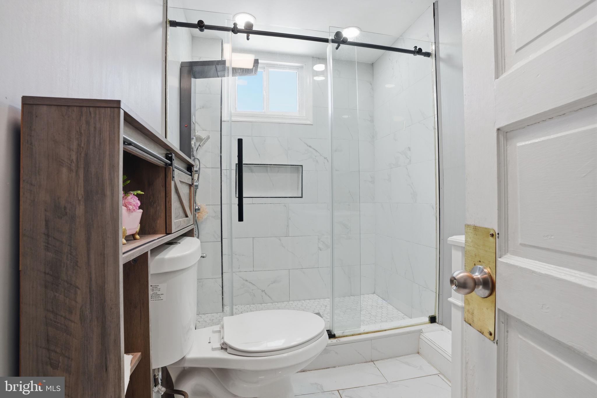 NORTHWOOD - Residential