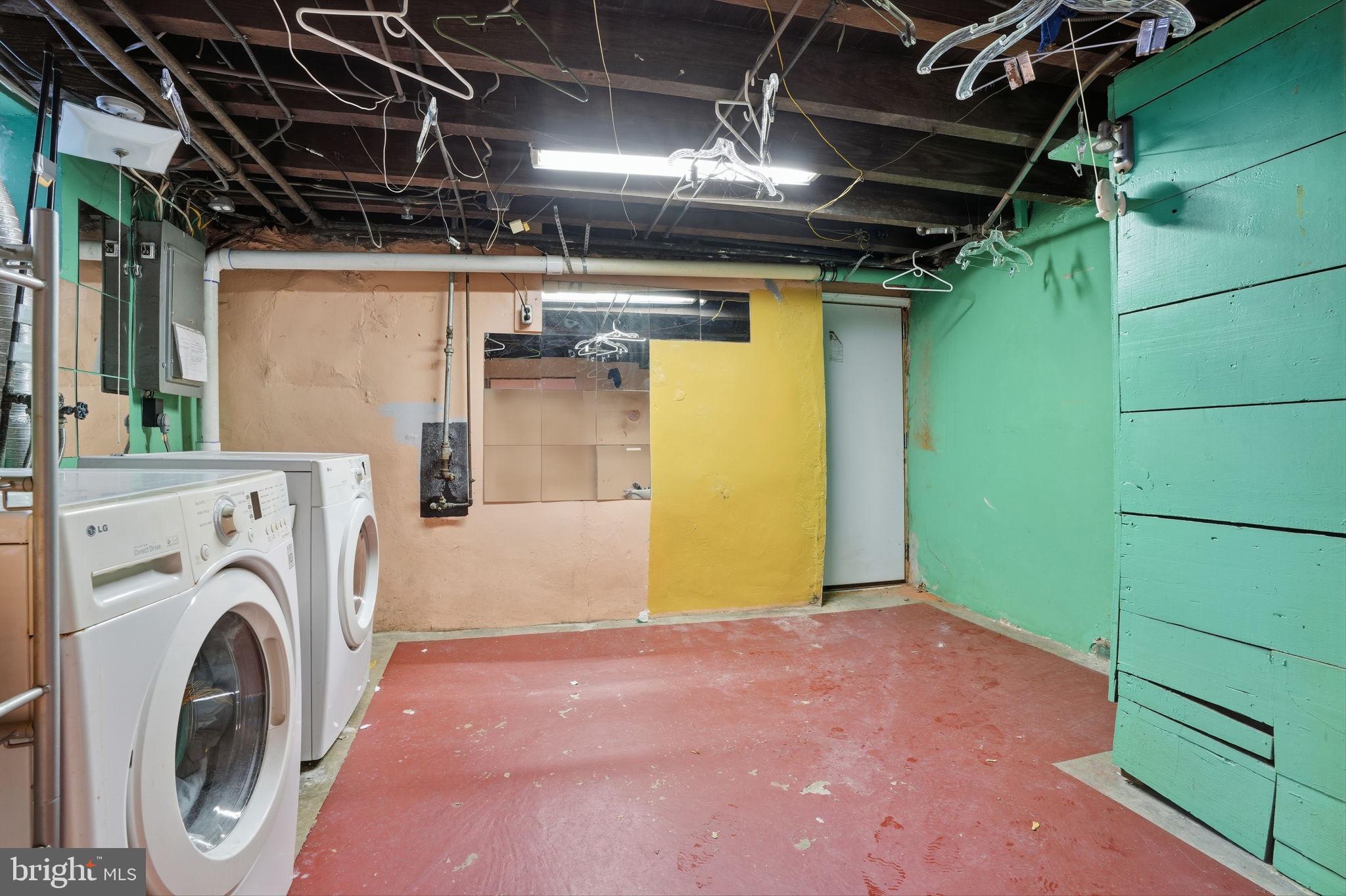 NORTHWOOD - Residential