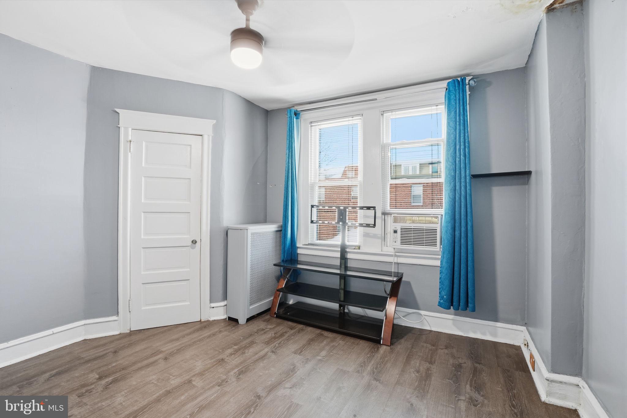 NORTHWOOD - Residential