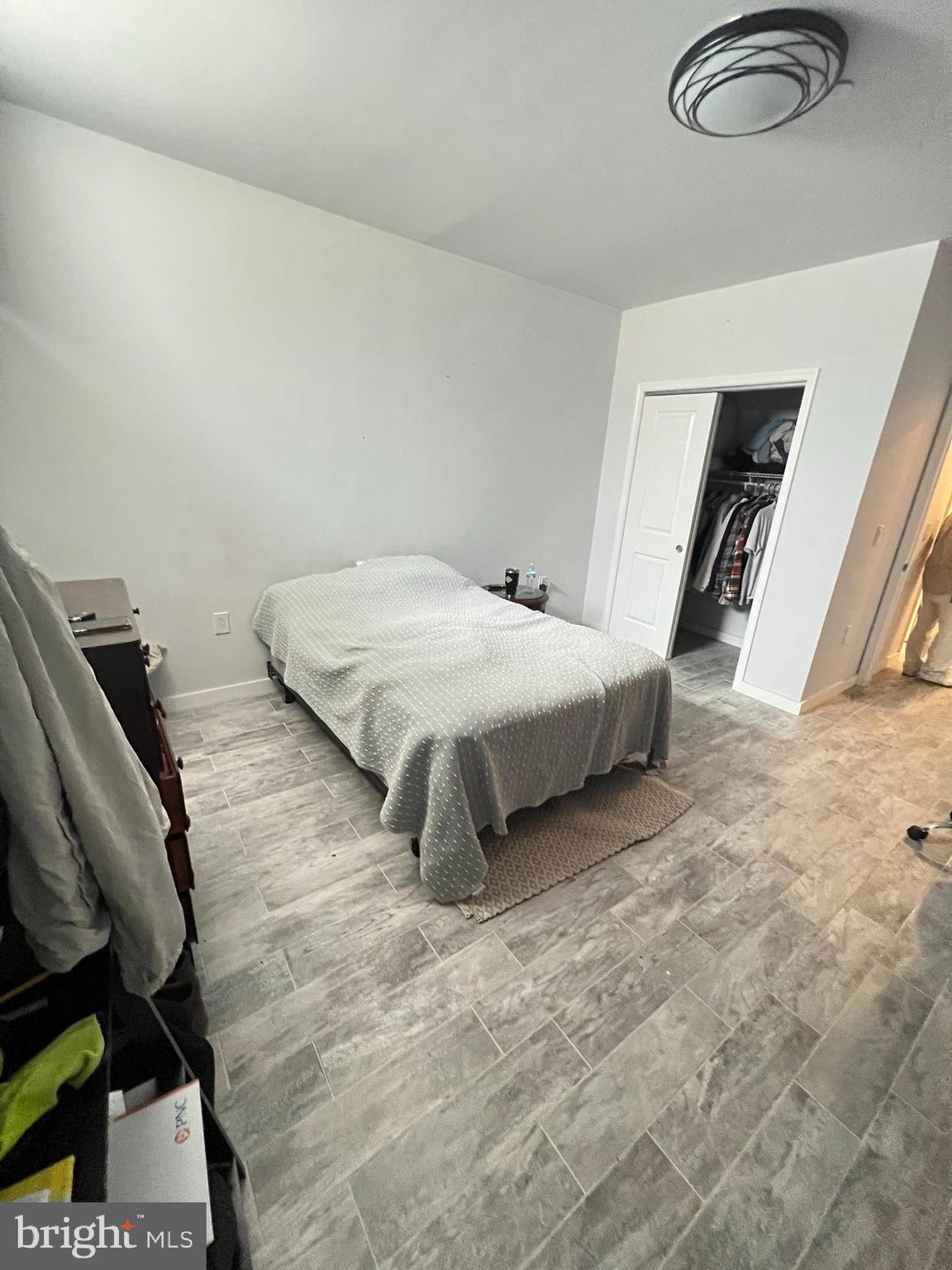 WEST POPLAR - Residential Lease