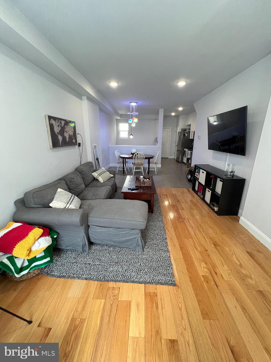 WEST POPLAR - Residential Lease