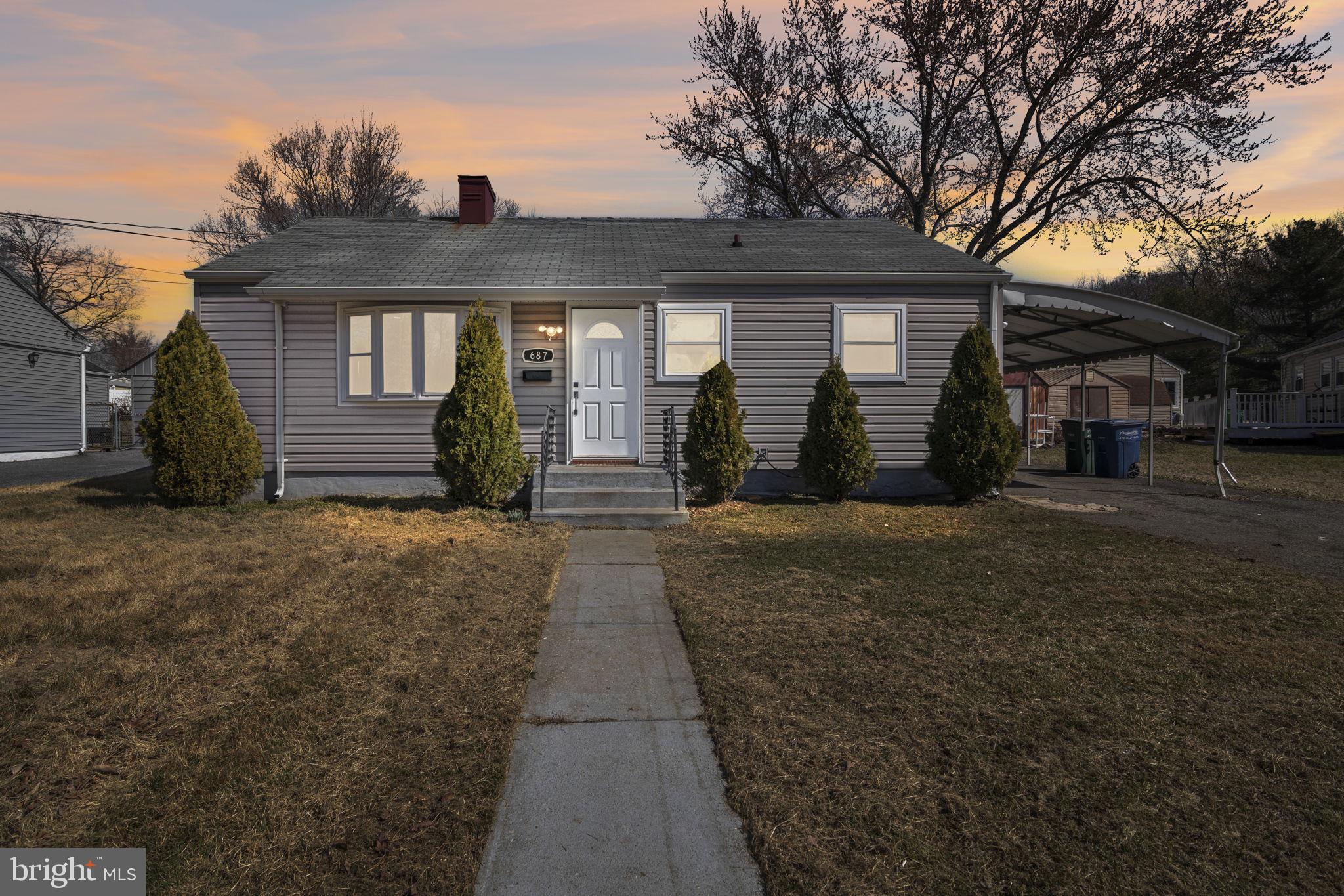 ROYAL ACRES - Residential