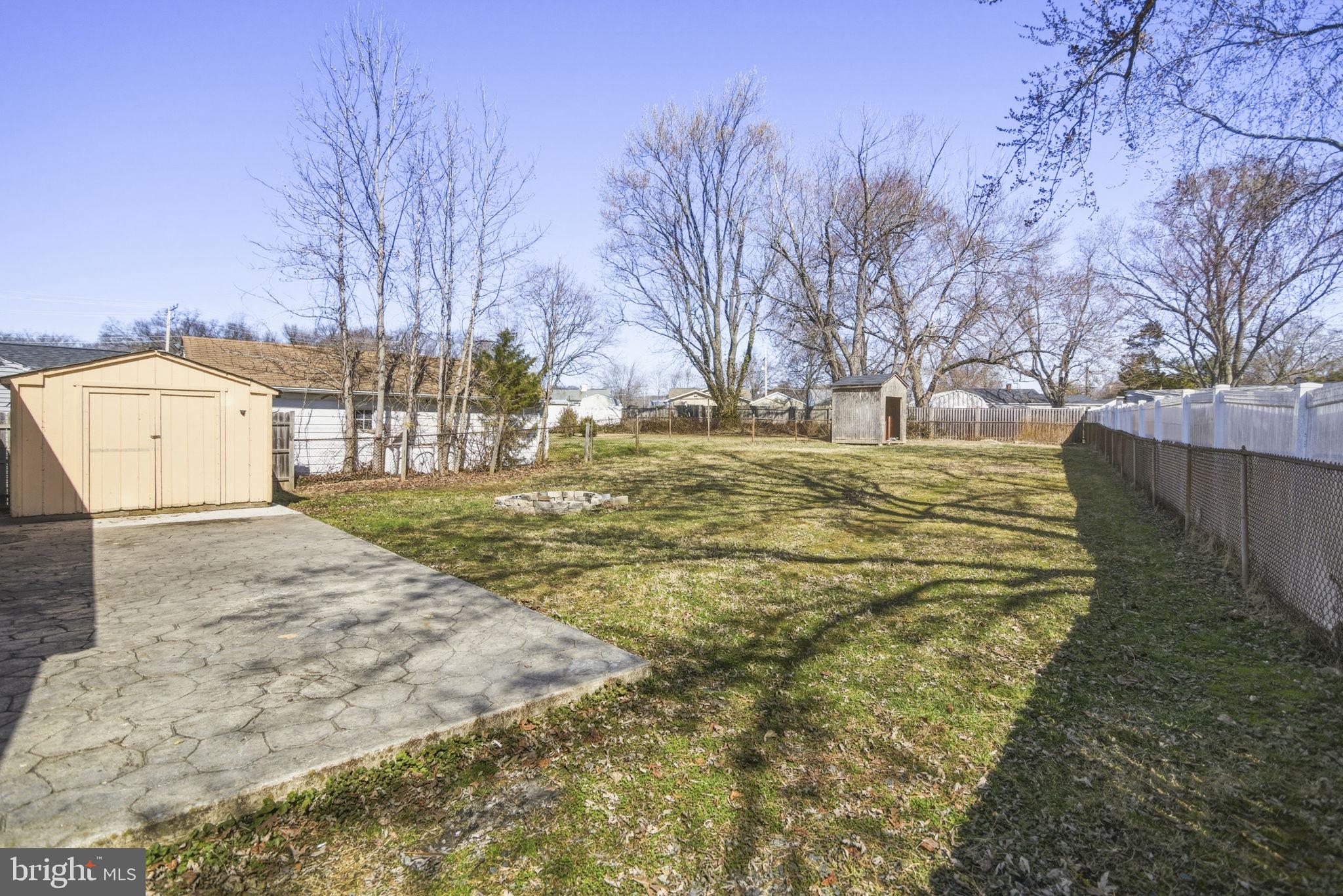 ROYAL ACRES - Residential