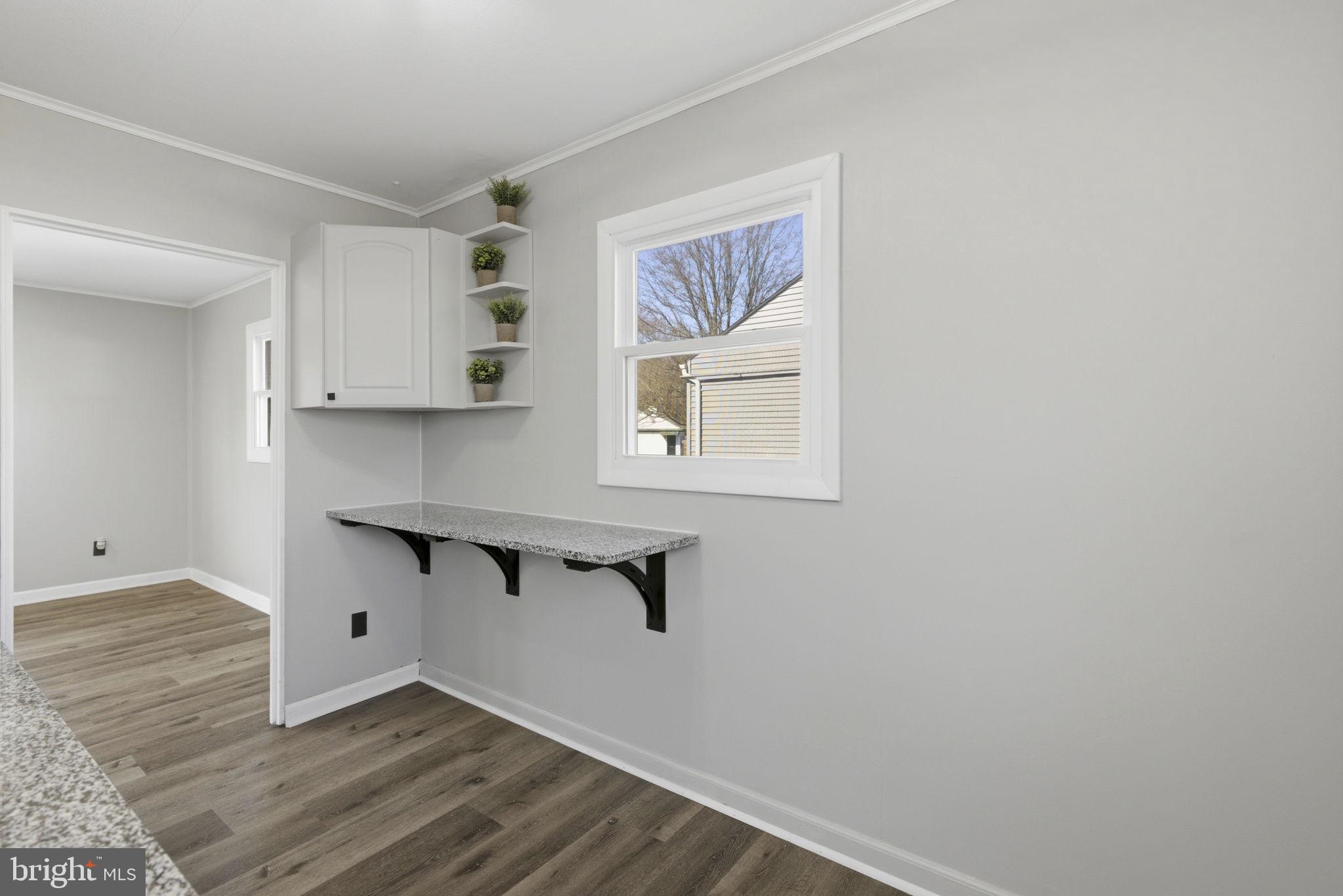 ROYAL ACRES - Residential