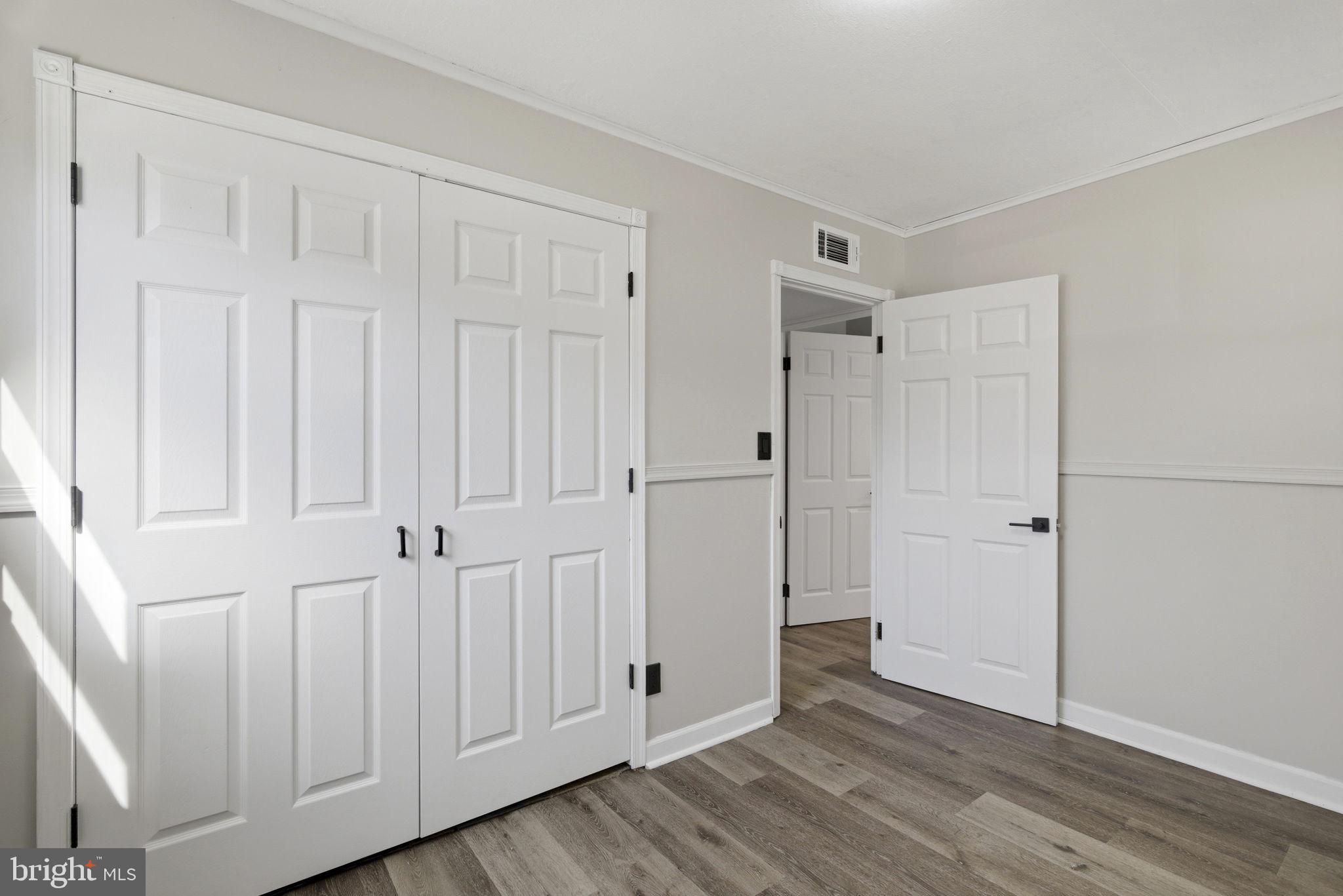 ROYAL ACRES - Residential