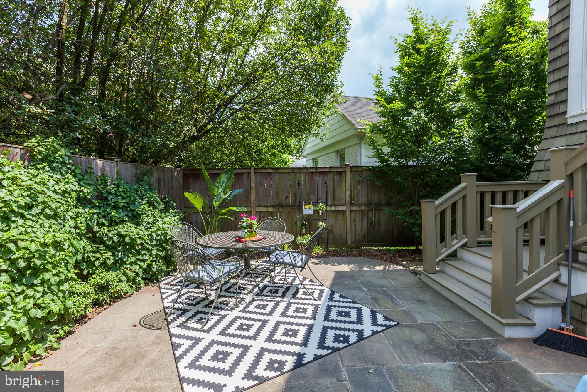 GLEN MAR PARK - Residential