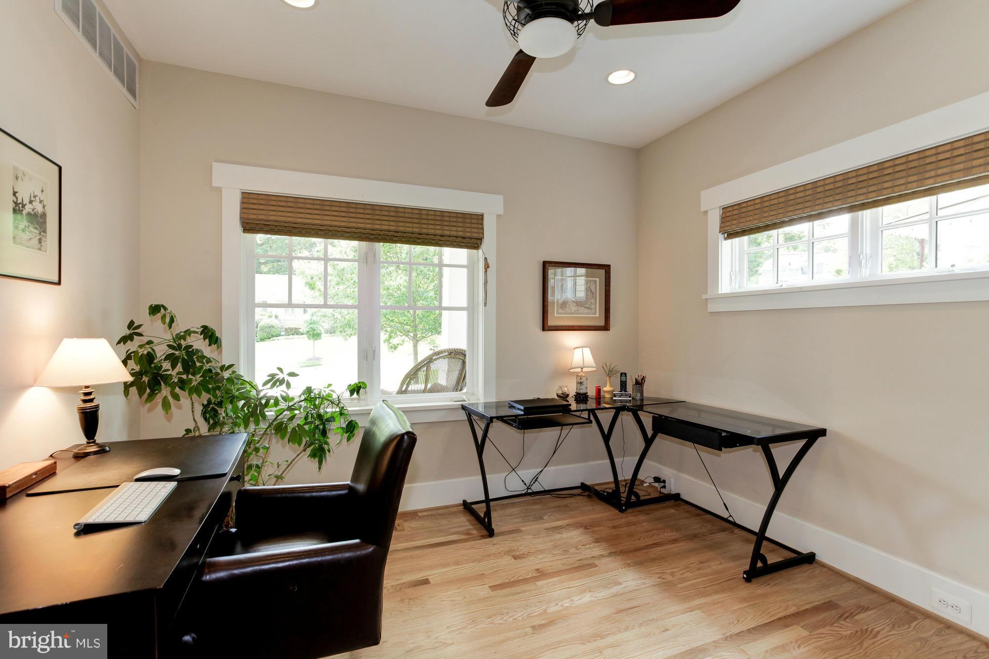 GLEN MAR PARK - Residential