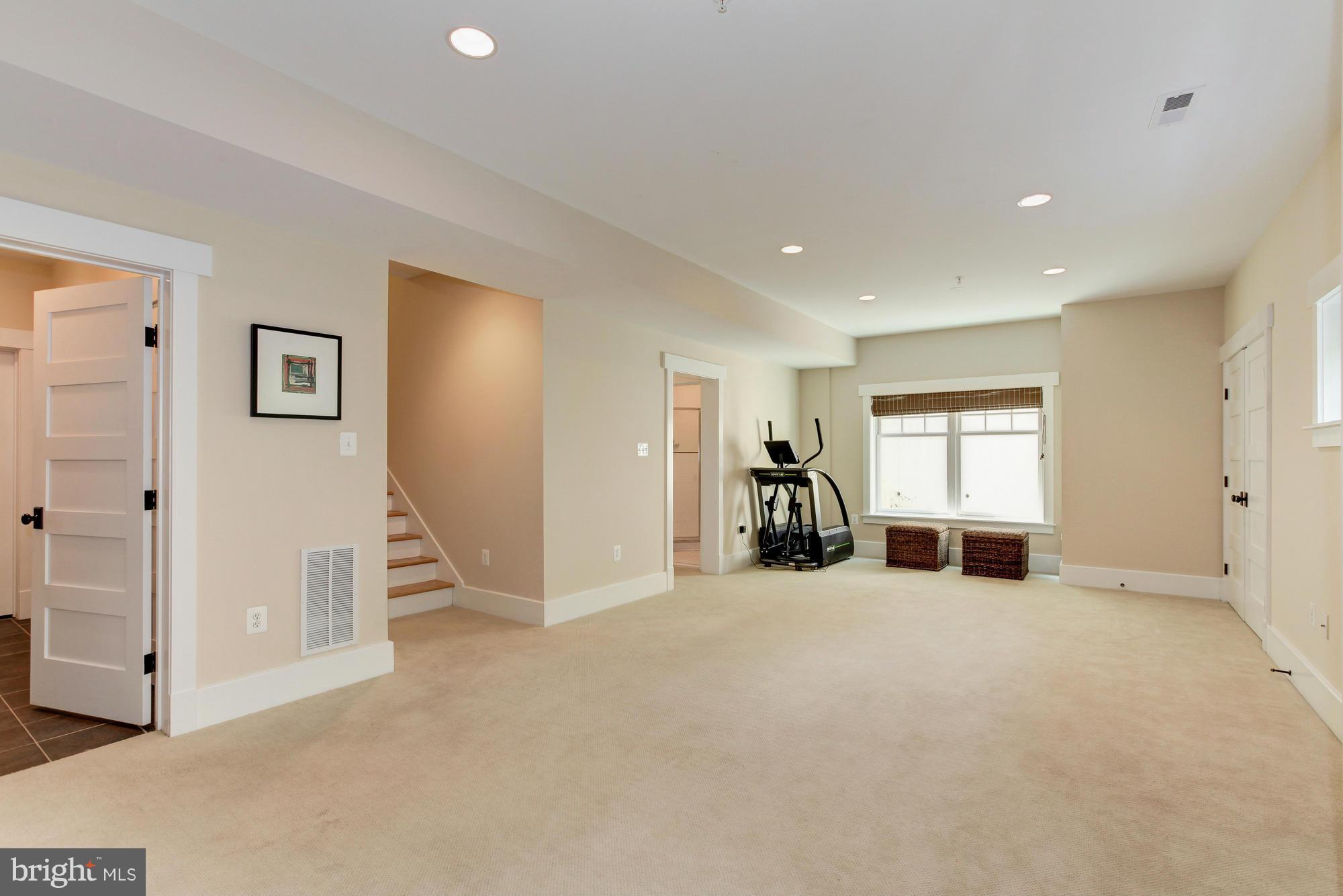 GLEN MAR PARK - Residential