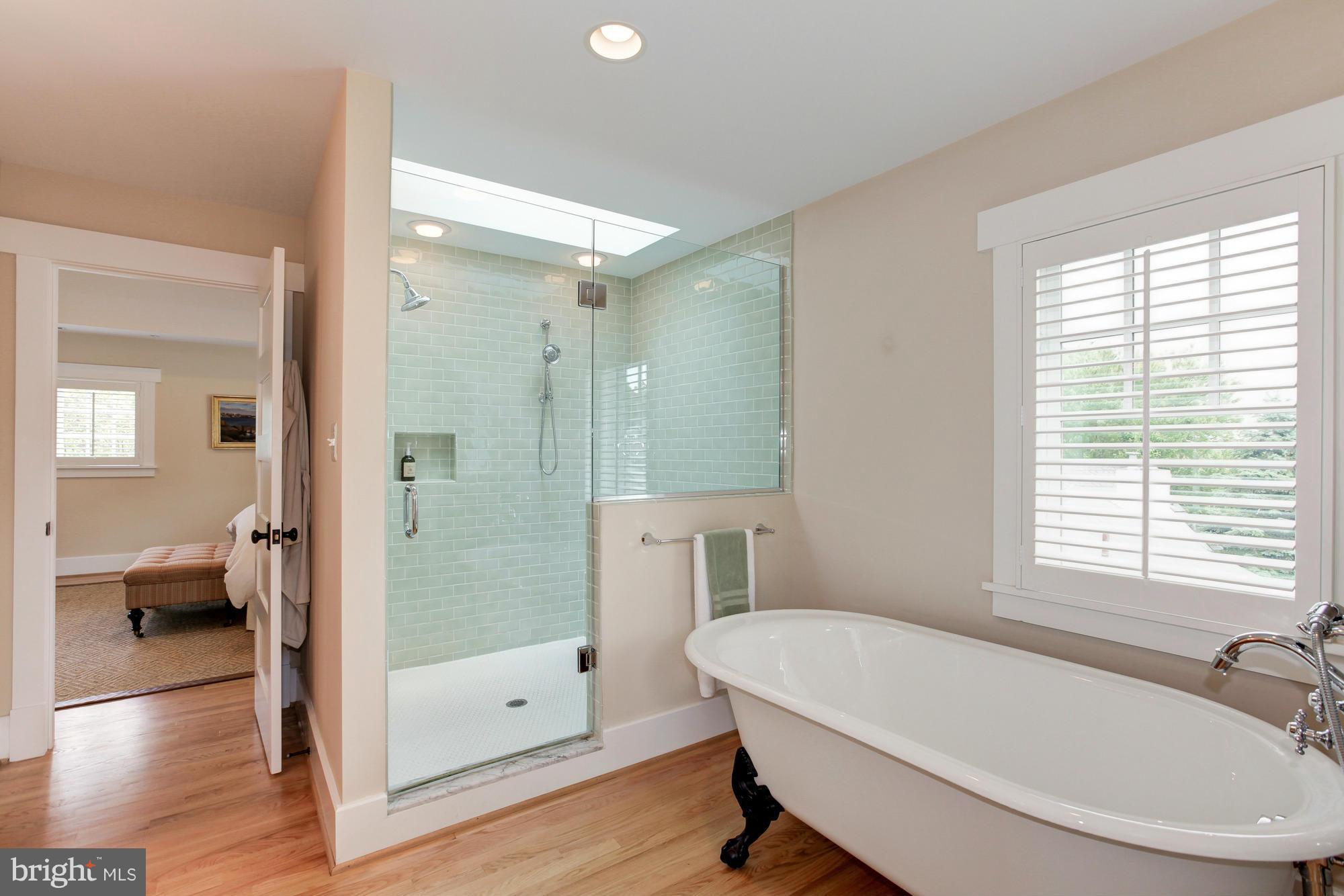 GLEN MAR PARK - Residential