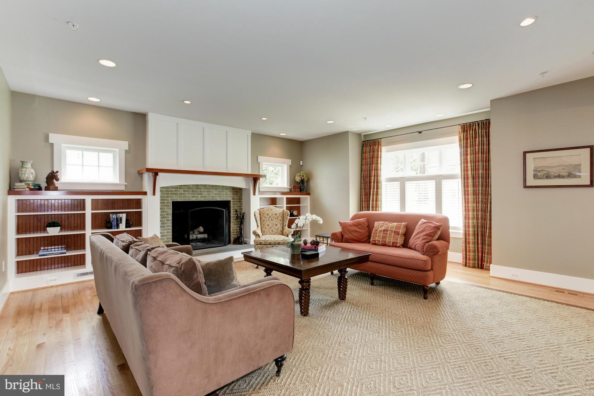 GLEN MAR PARK - Residential