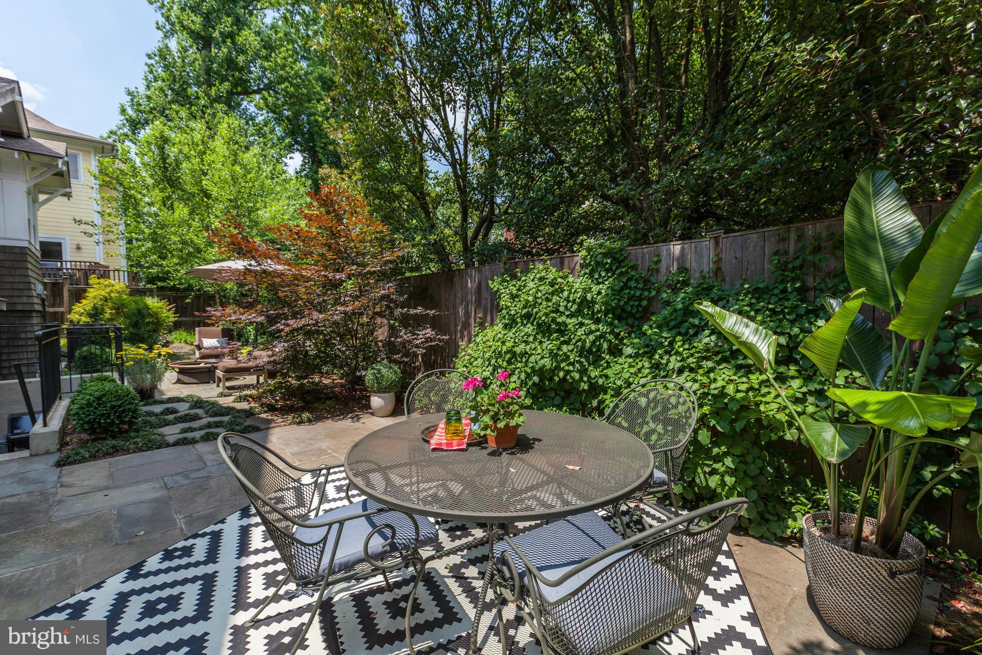 GLEN MAR PARK - Residential