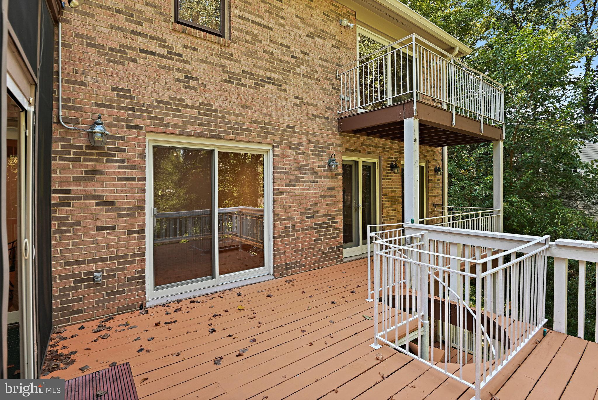 RIVER OAKS - Residential Lease