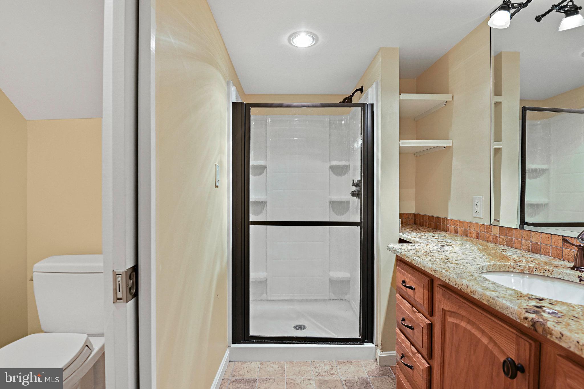 RIVER OAKS - Residential Lease