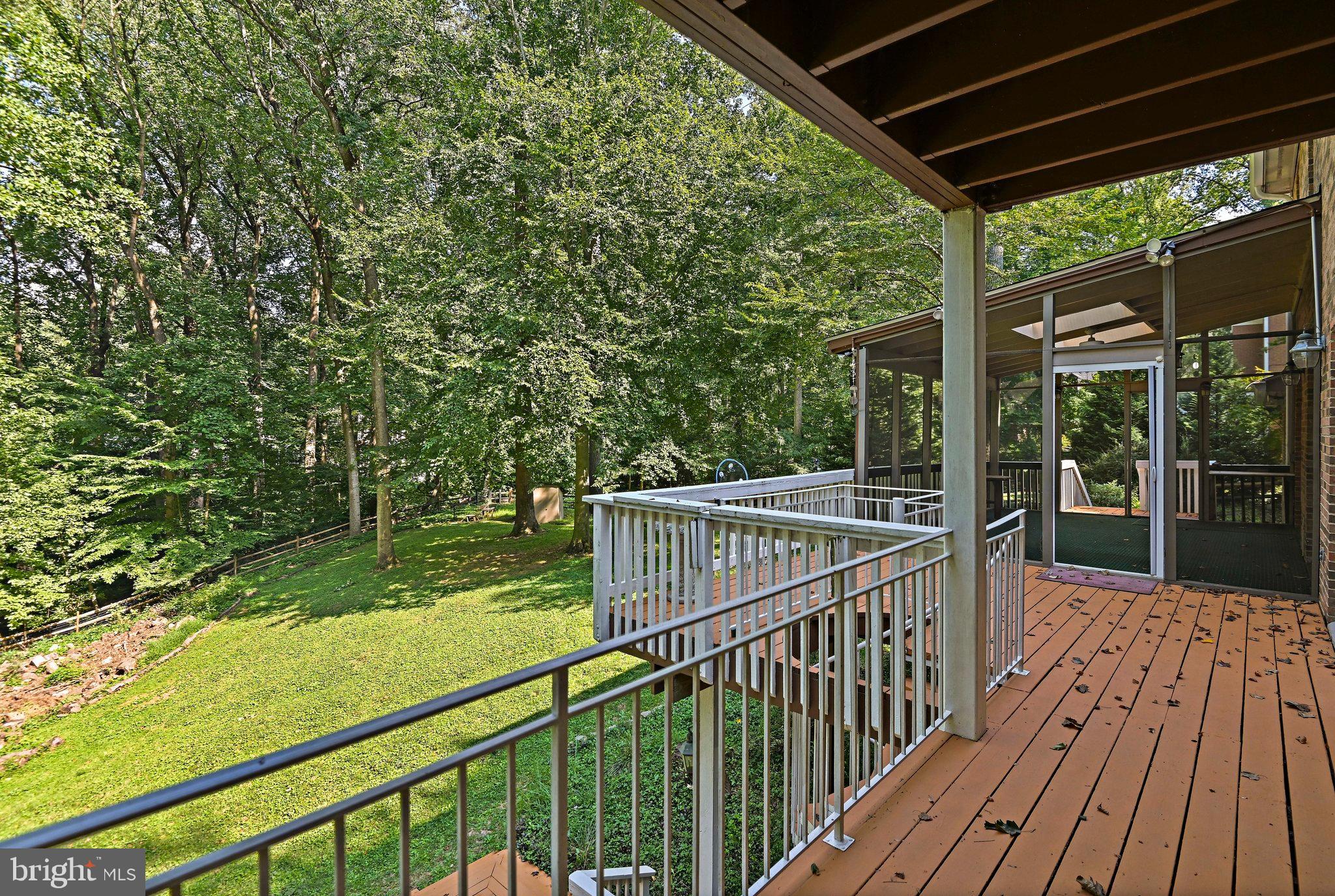 RIVER OAKS - Residential Lease