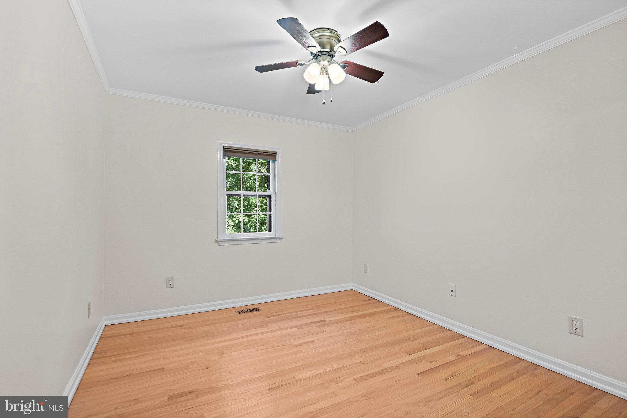 RIVER OAKS - Residential Lease