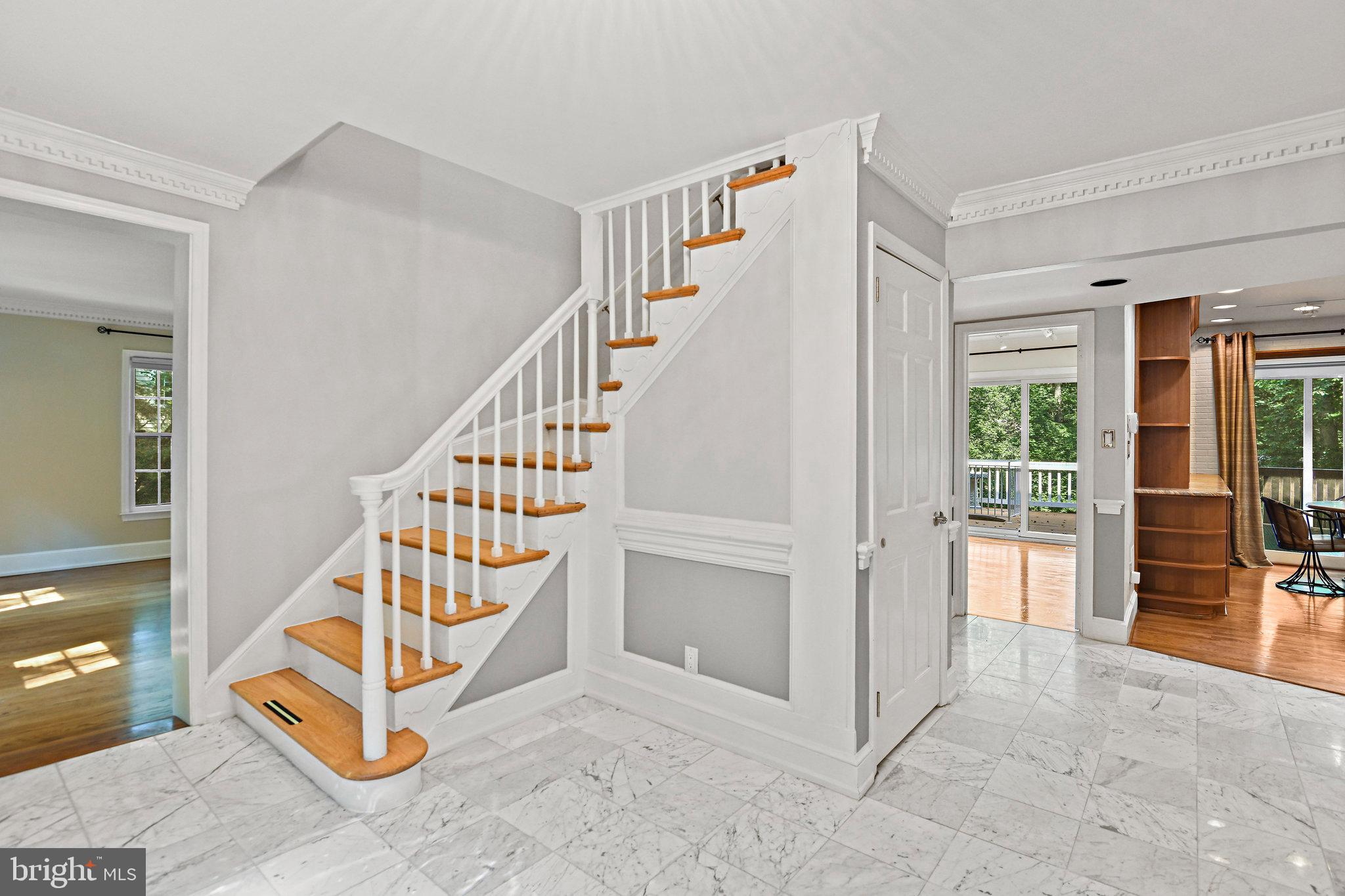 RIVER OAKS - Residential Lease