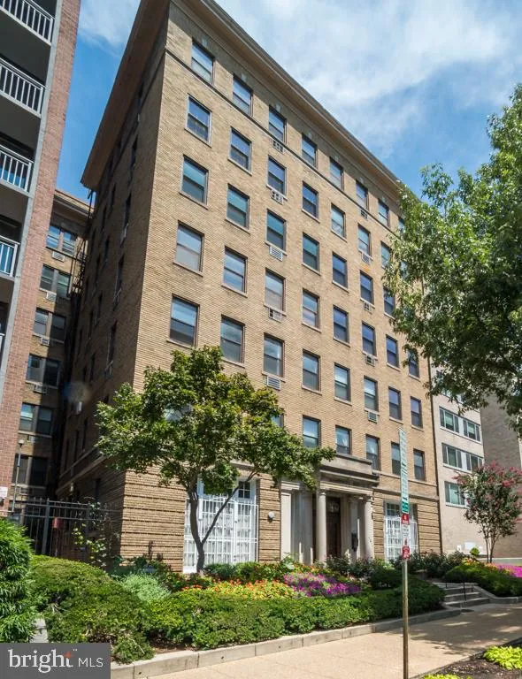 1316 New Hampshire Avenue NW Unit 302, Washington, DC 20036