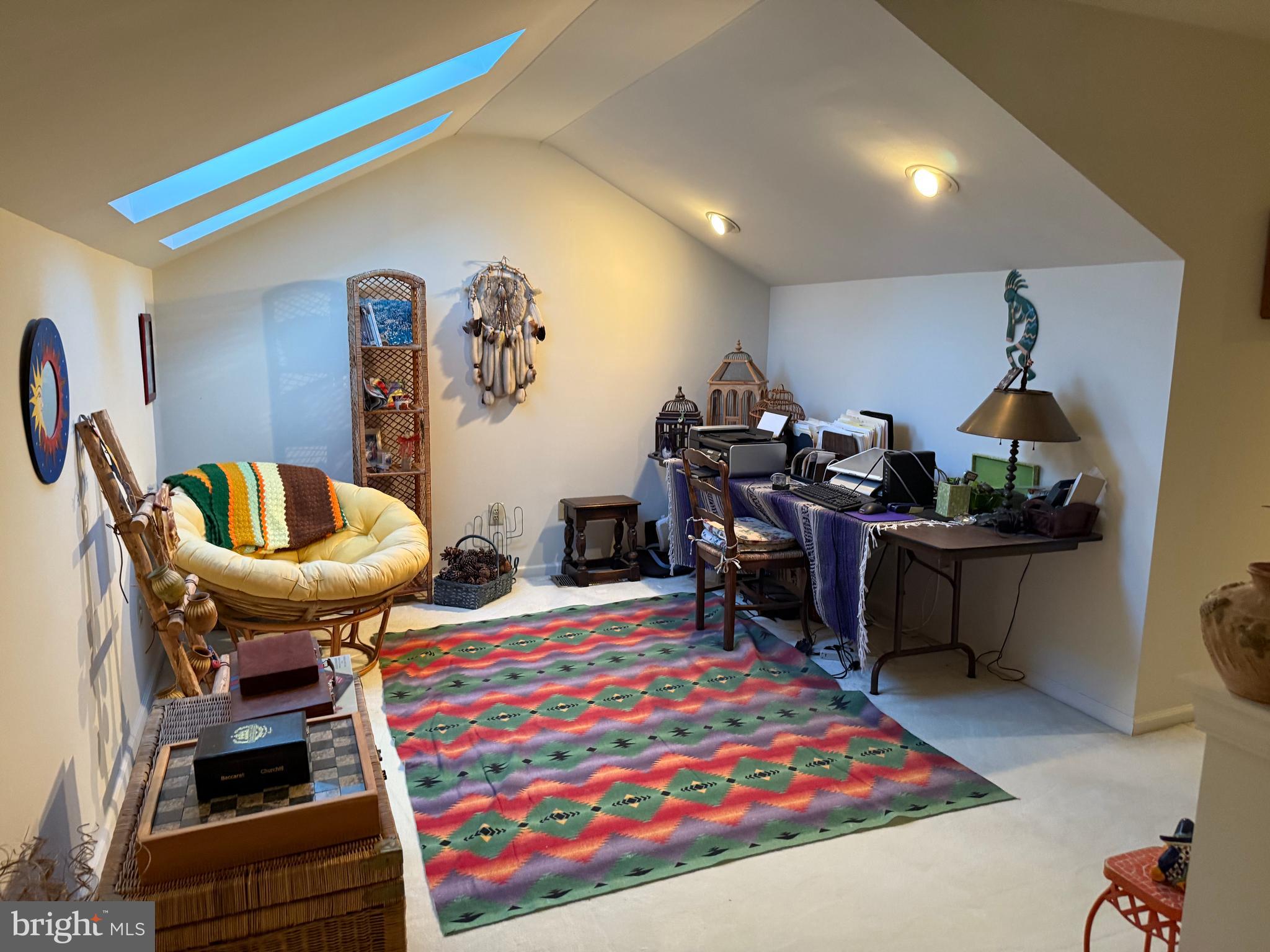 CHARLESTOWN HUNT - Residential