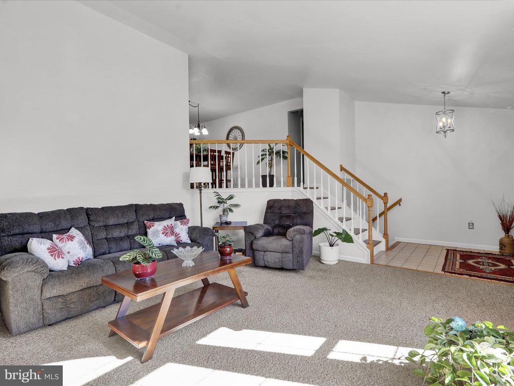 Photo of 106 Westview Drive, AKRON, PA 17501 (MLS # PALA2078660)