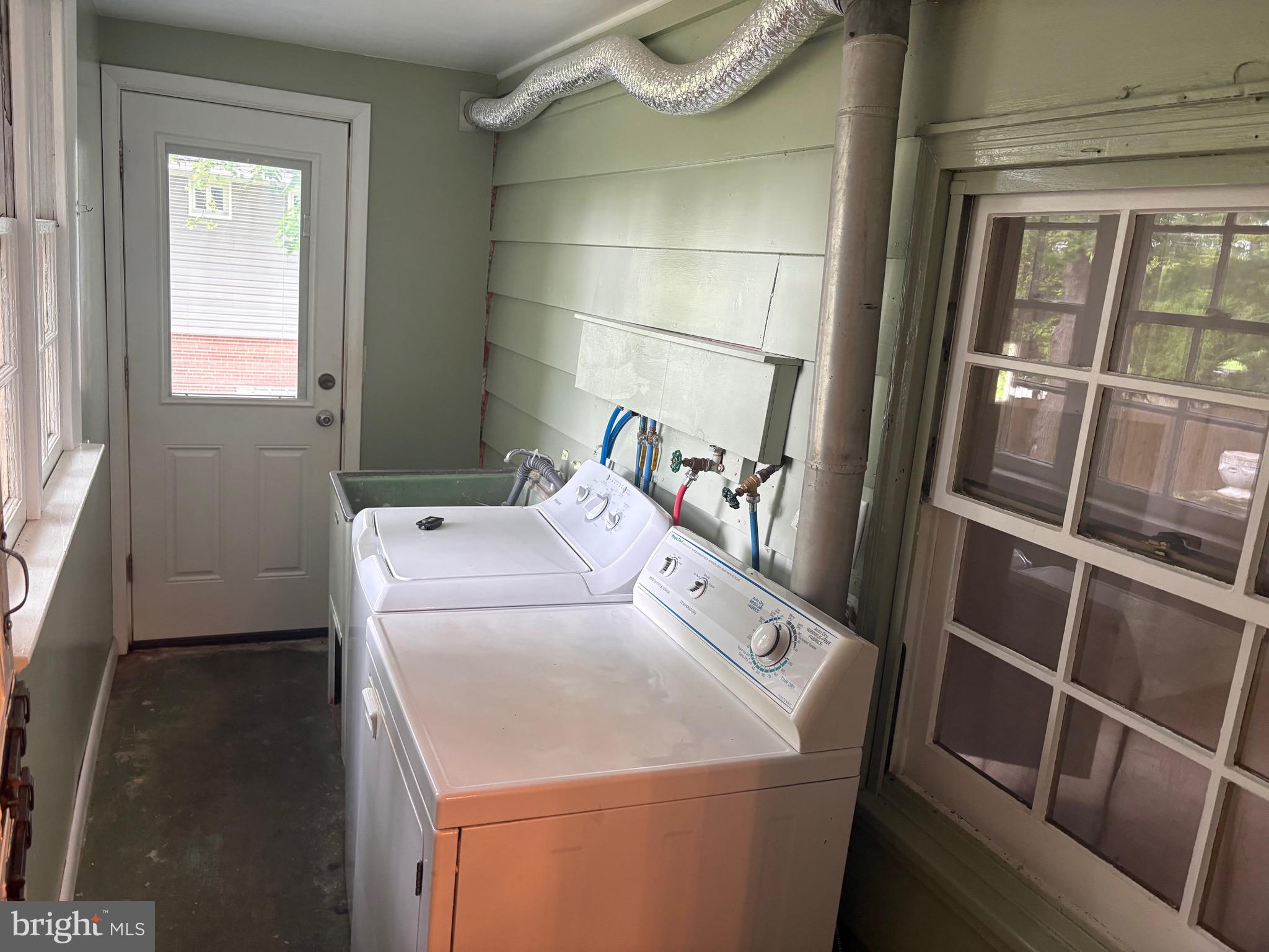 CROSSWICKS - Residential