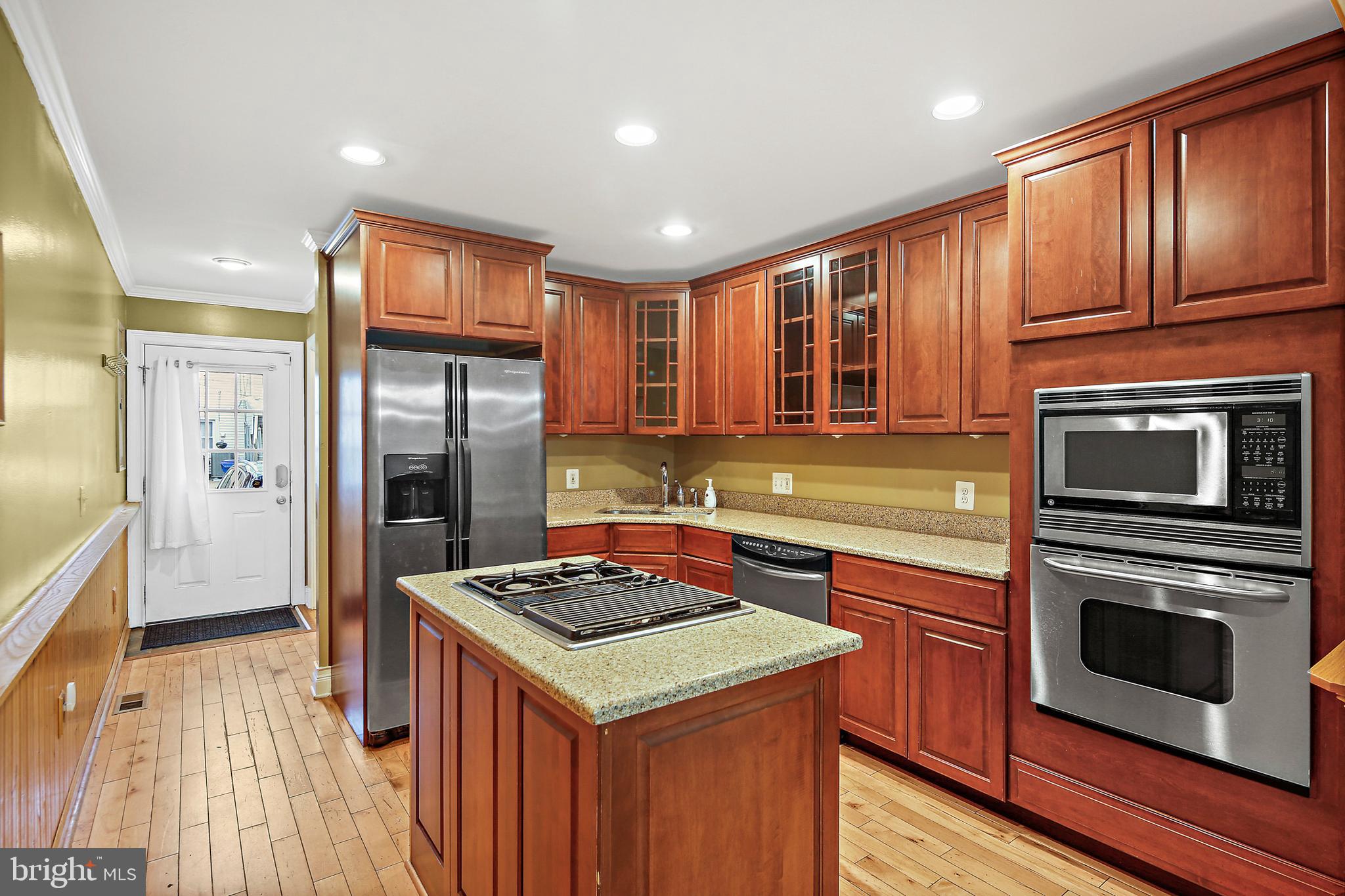 FEDERAL HILL HISTORIC DISTRICT - Residential Lease