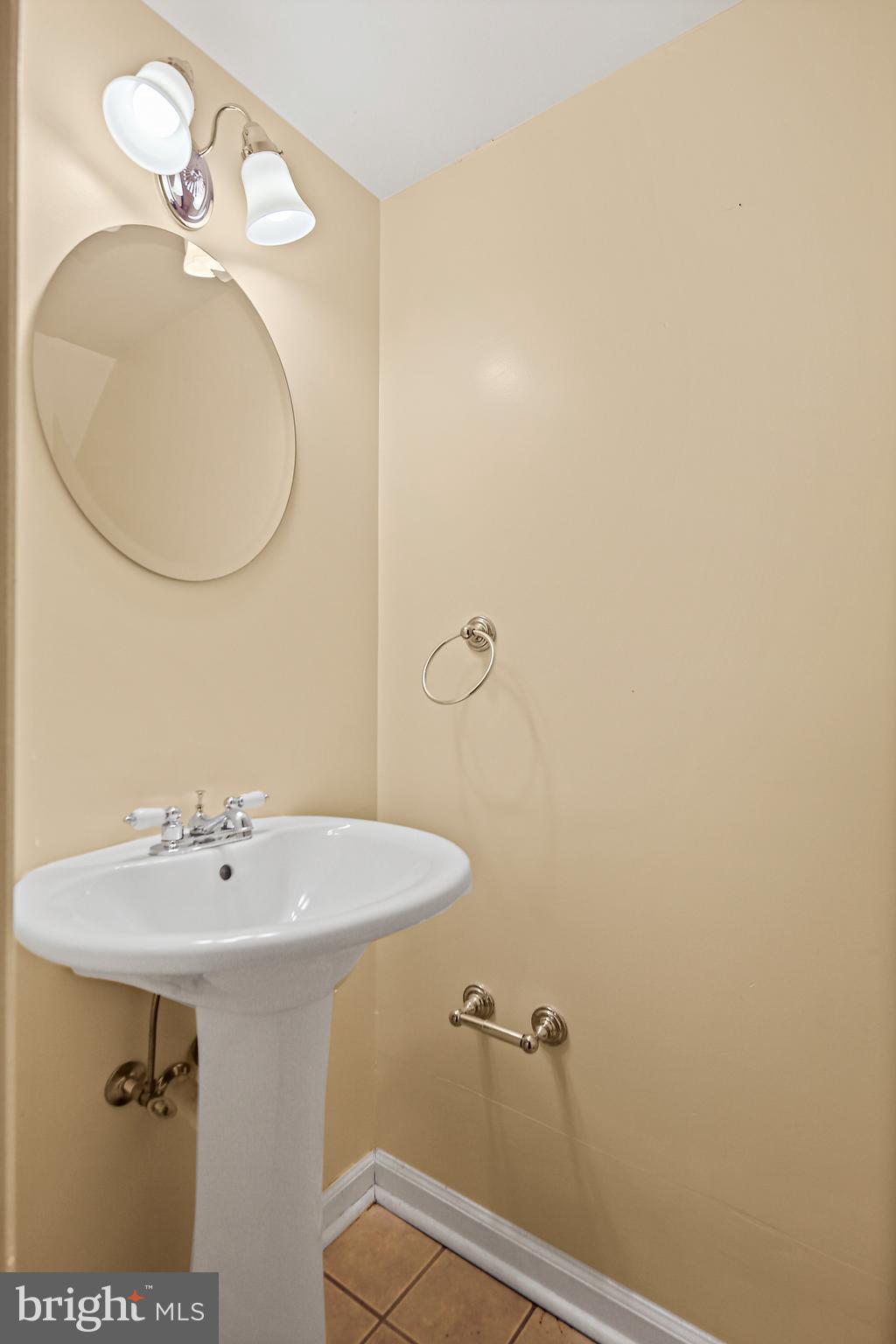 FEDERAL HILL HISTORIC DISTRICT - Residential Lease