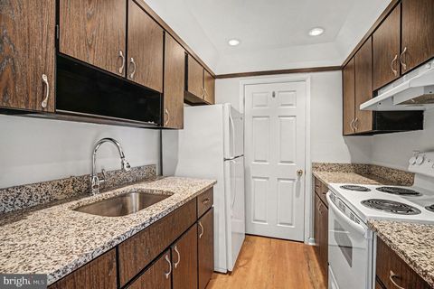 Tiny photo for 111 Culpepper Drive #L 9F, PENLLYN, PA 19422 (MLS # PAMC2166174)