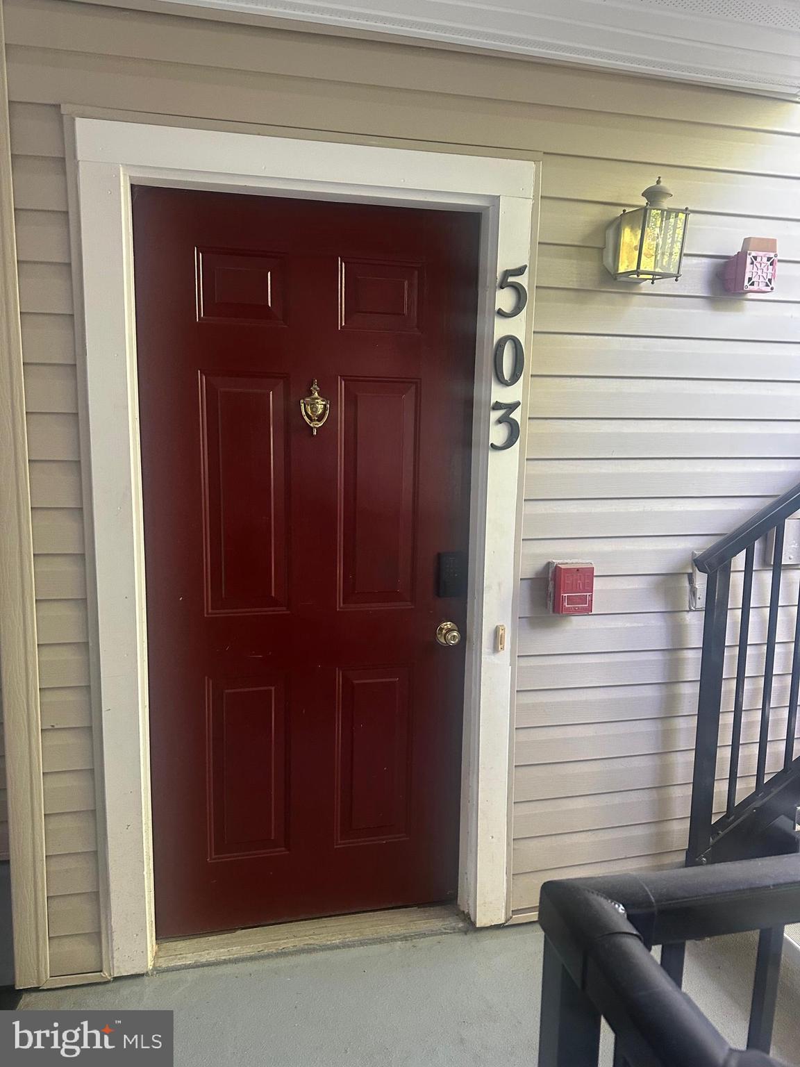909 HILLSIDE LAKE TERRACE 503