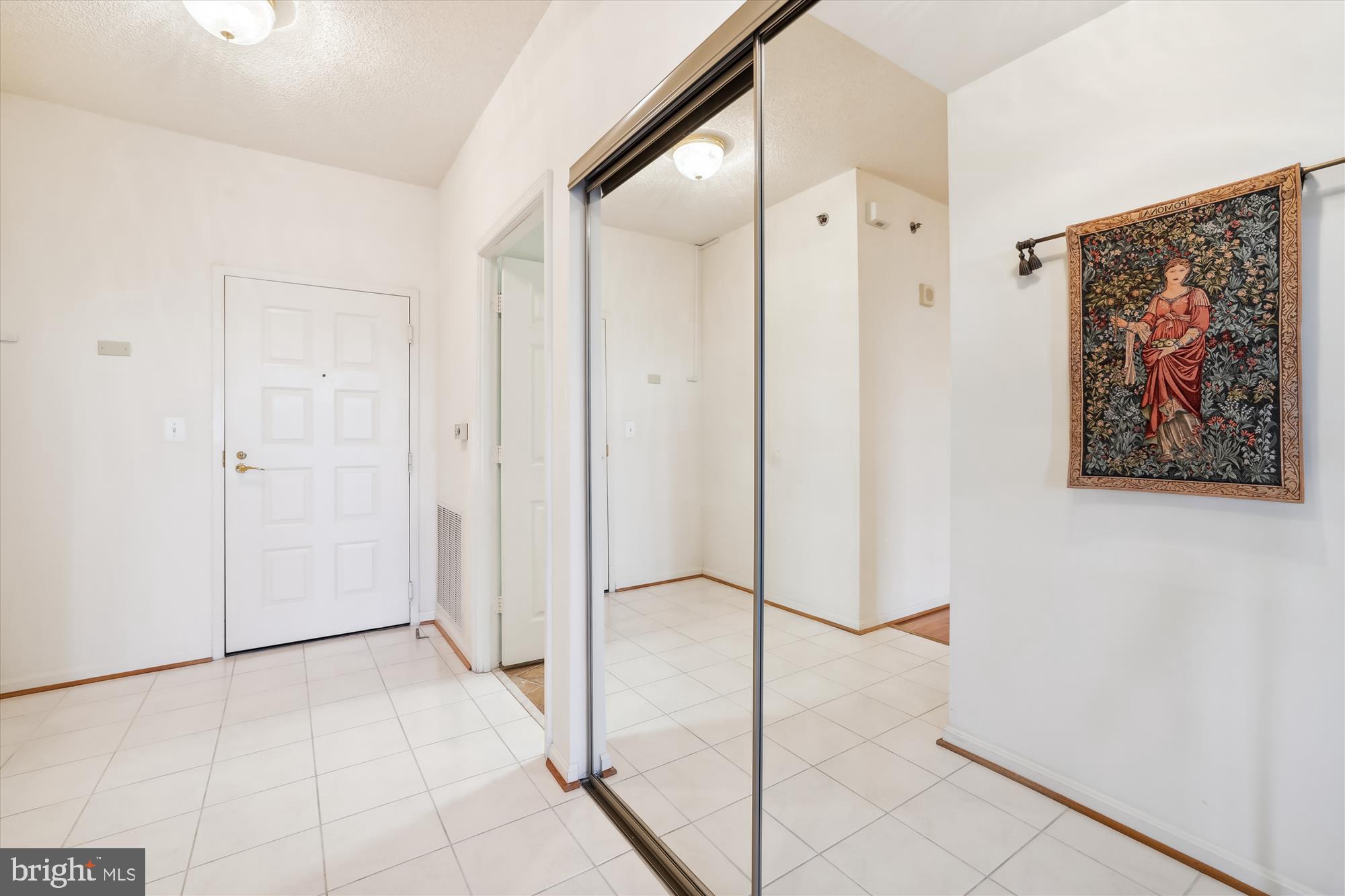 LEISURE WORLD - Residential