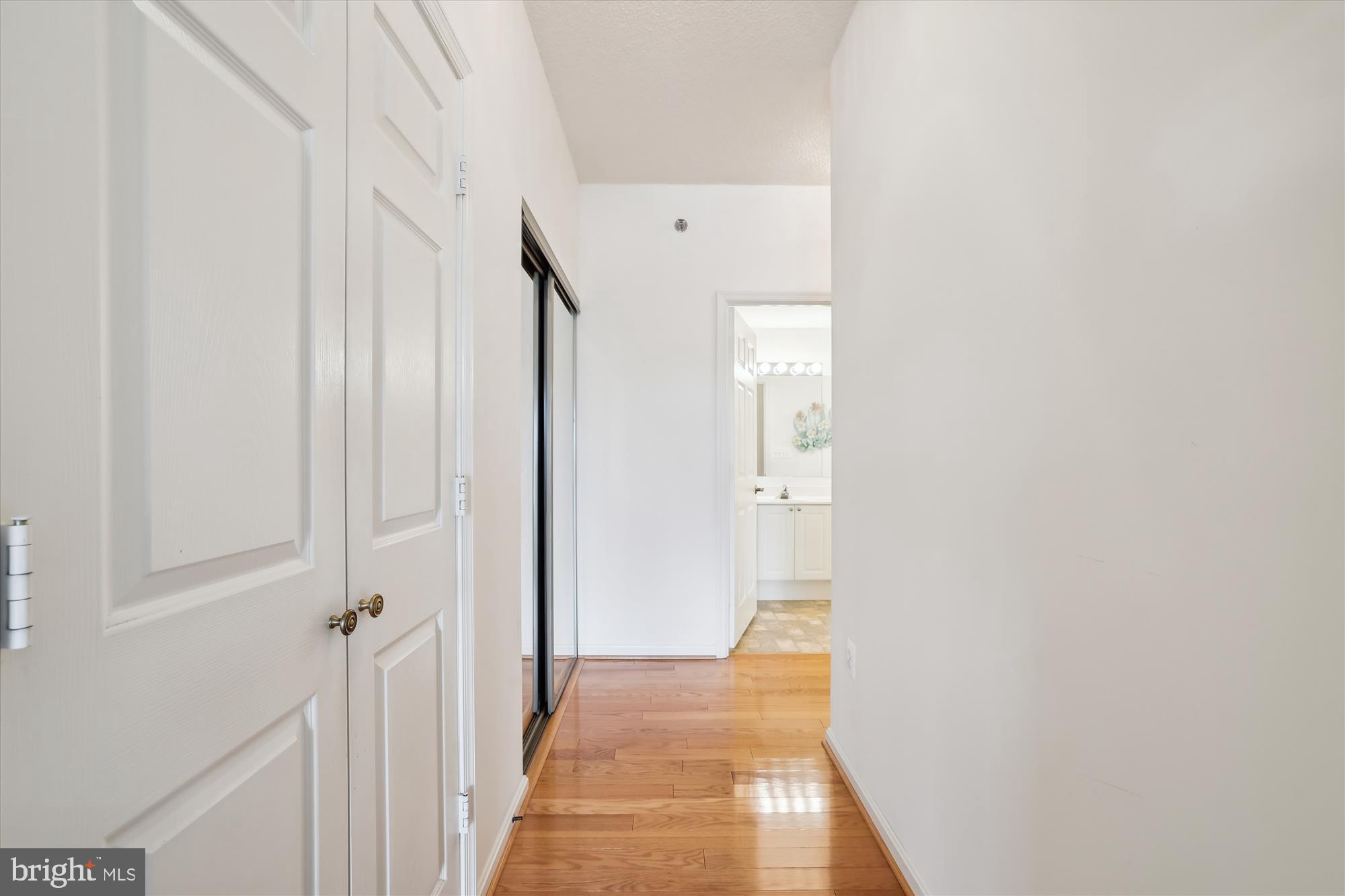 LEISURE WORLD - Residential