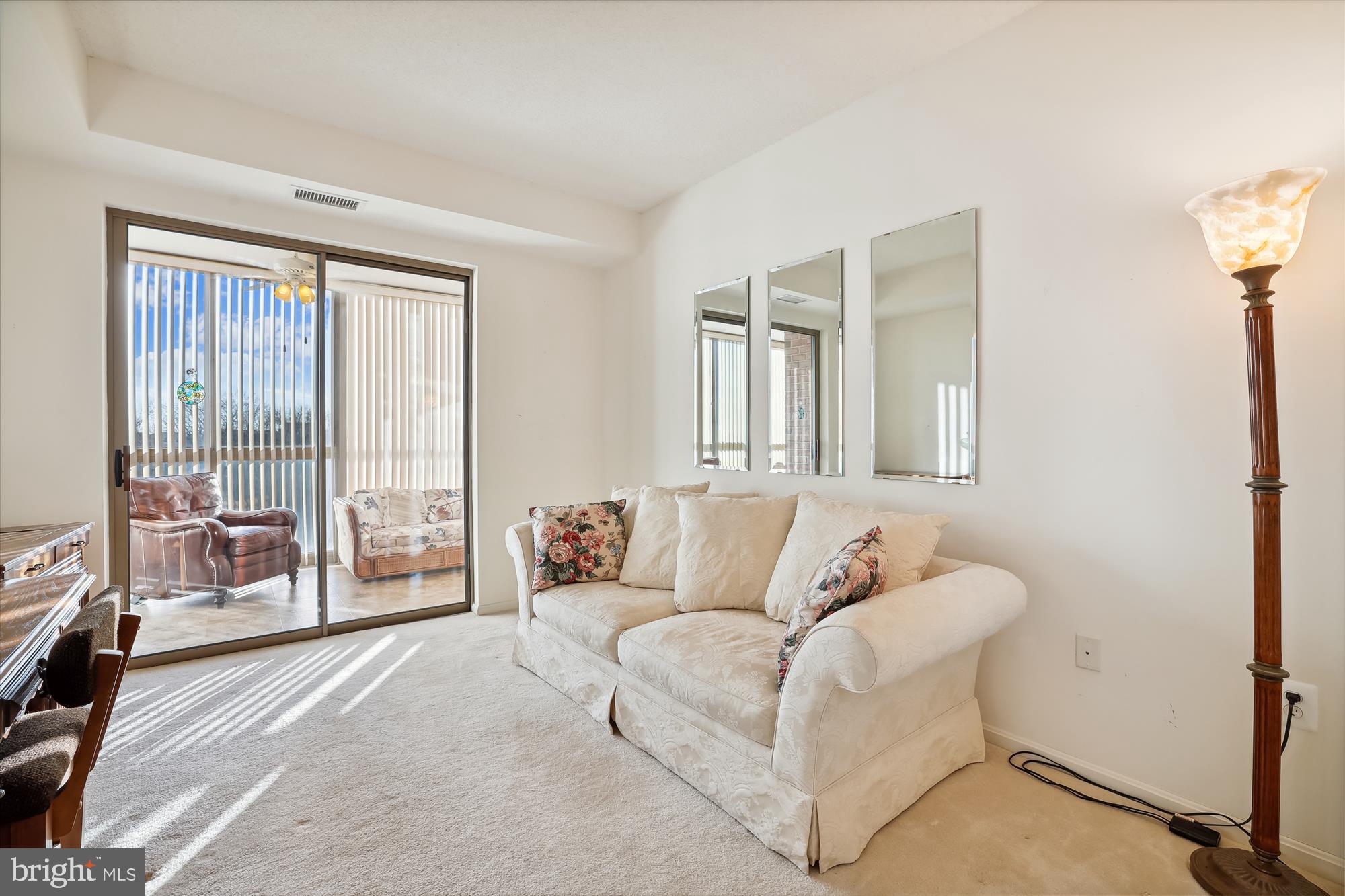 LEISURE WORLD - Residential