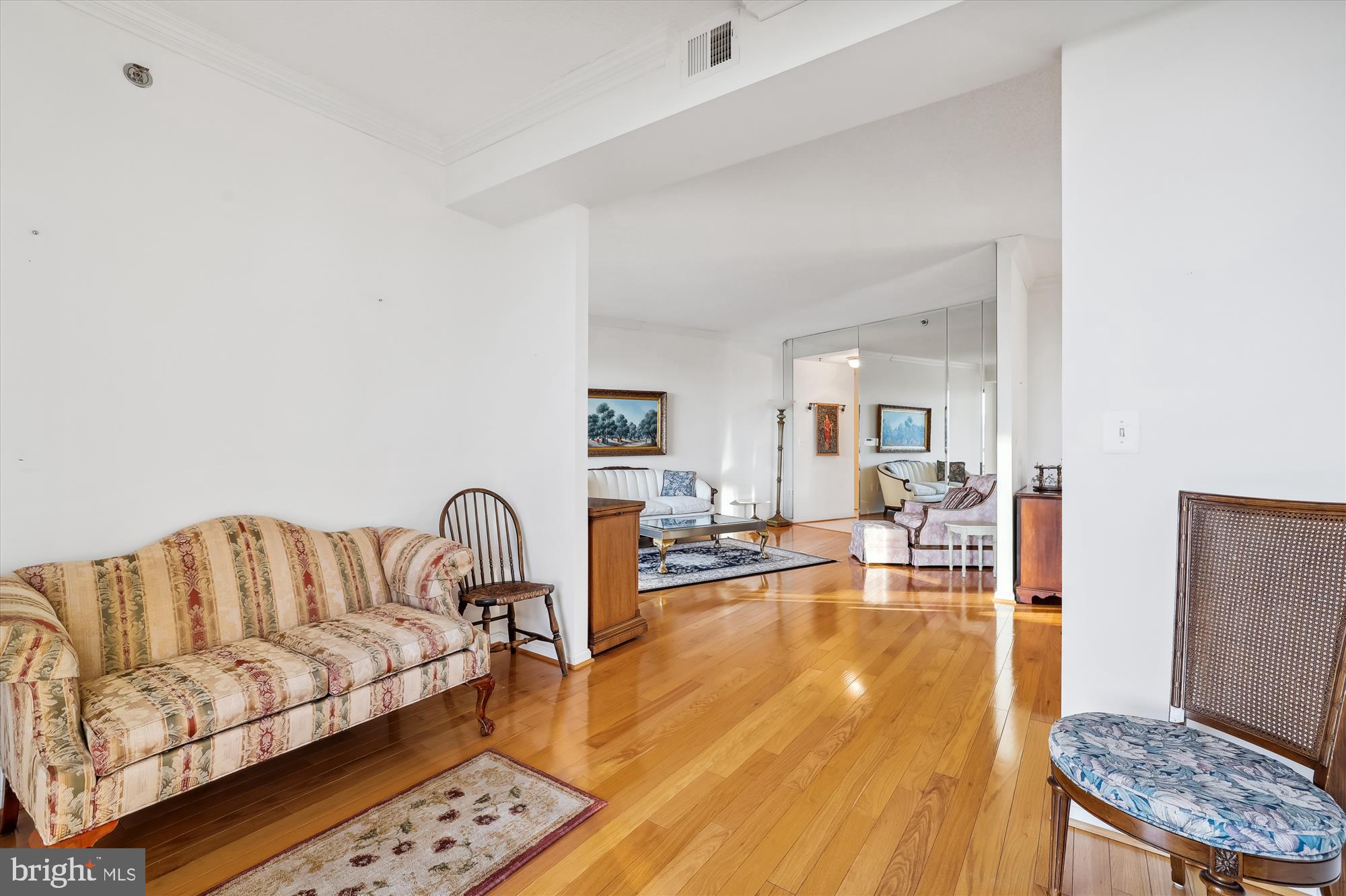 LEISURE WORLD - Residential