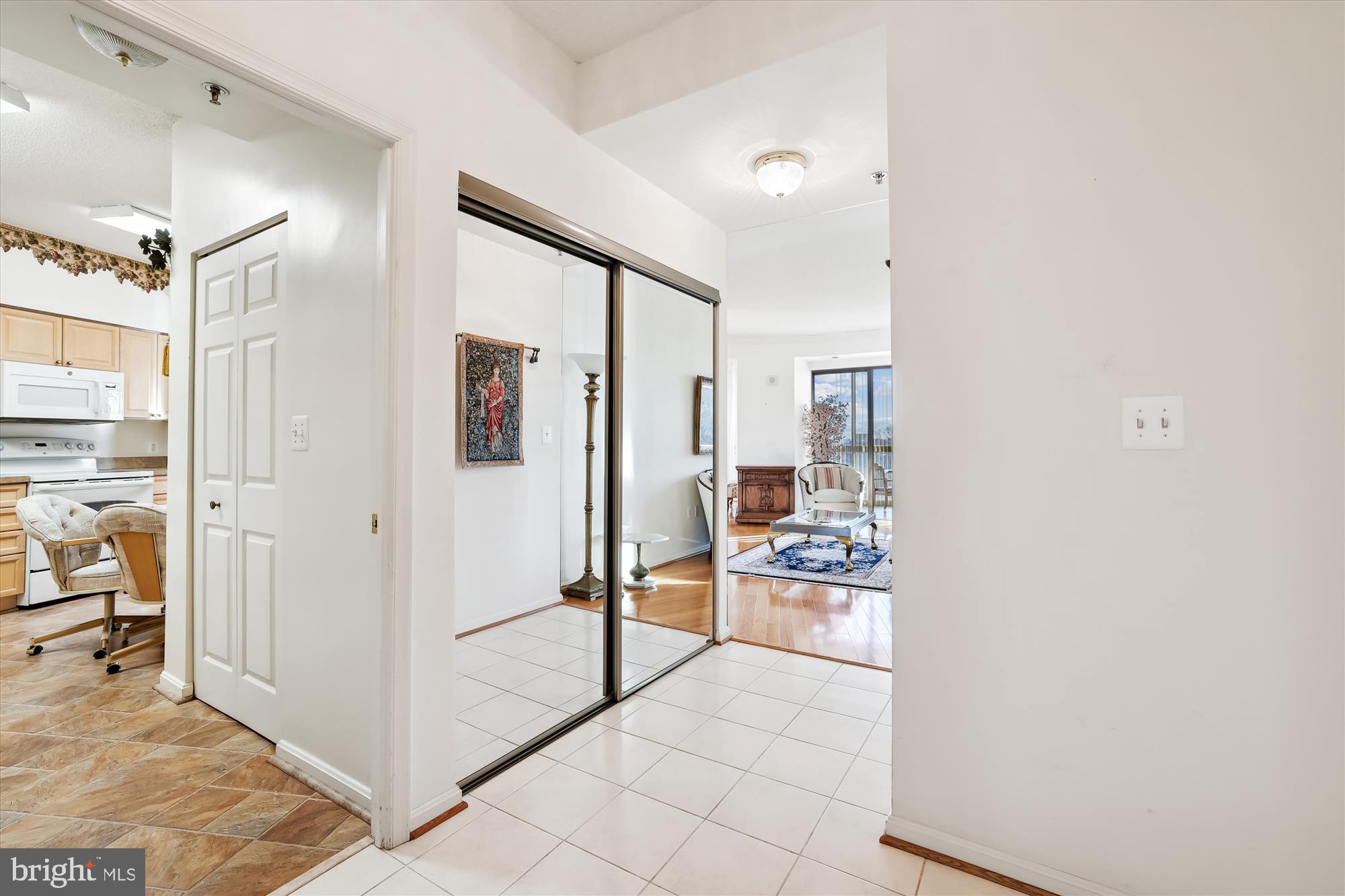 LEISURE WORLD - Residential