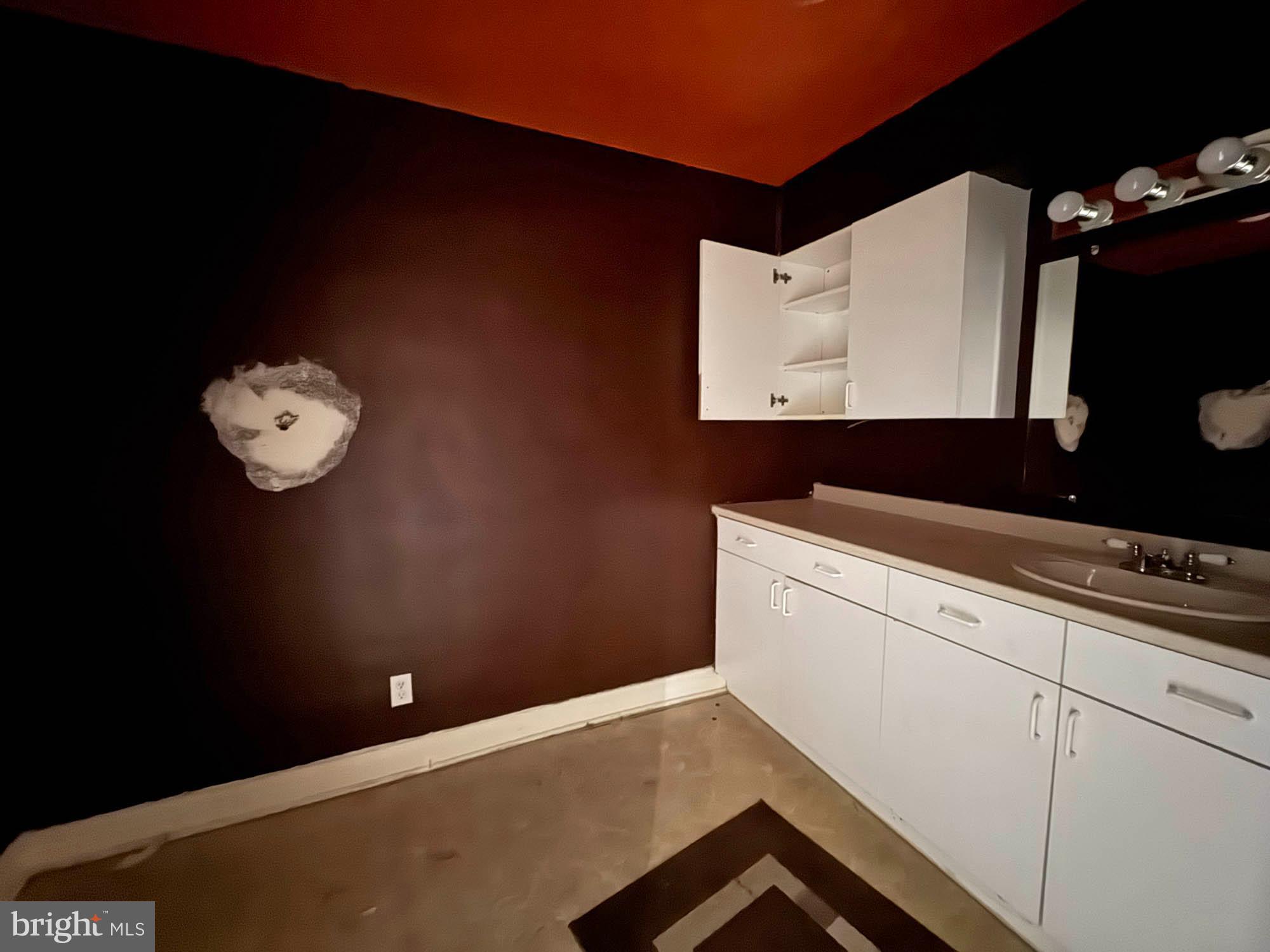 EAST ARLINGTON - Residential