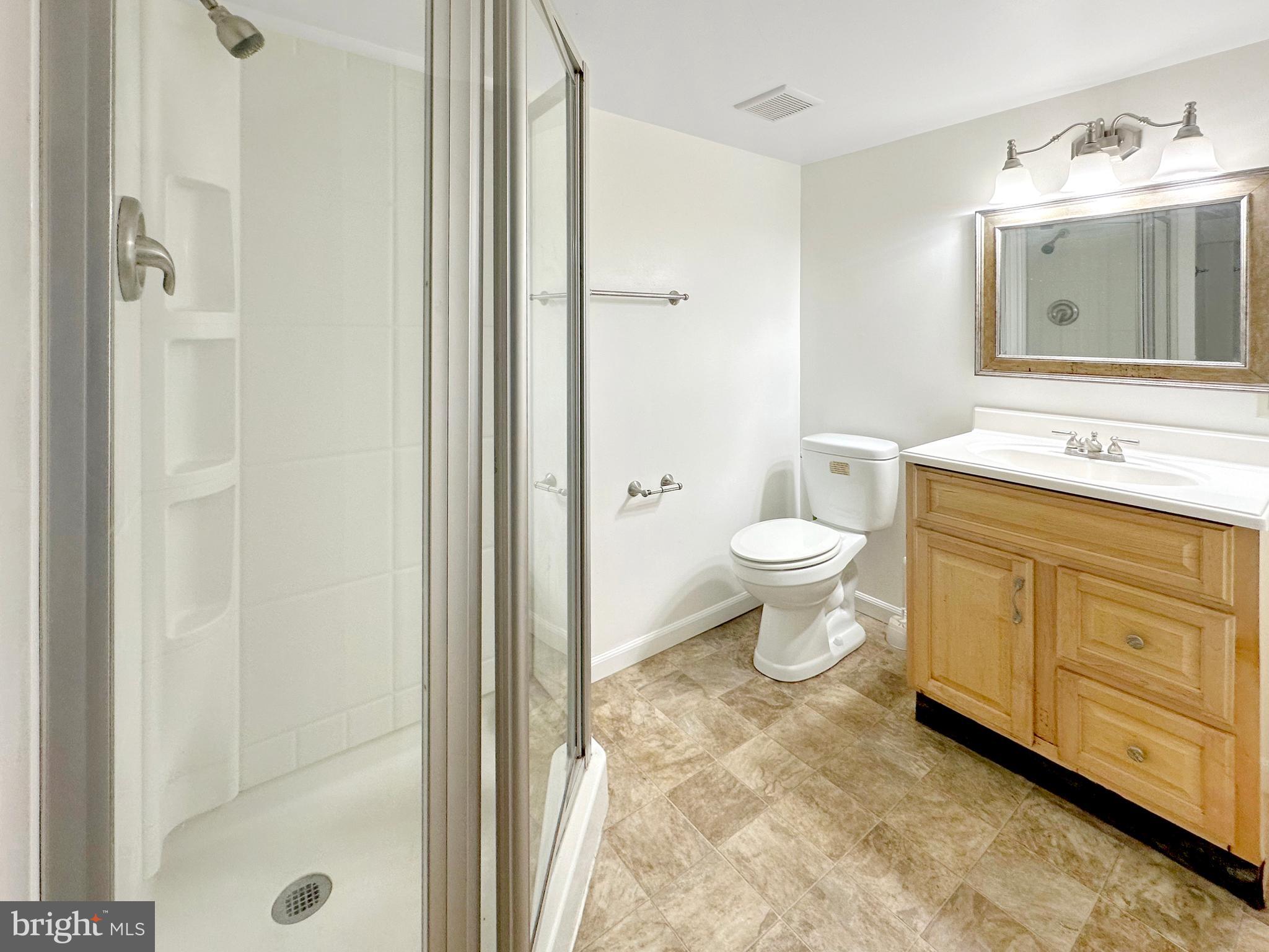WOODSIDE SQUARE - Residential