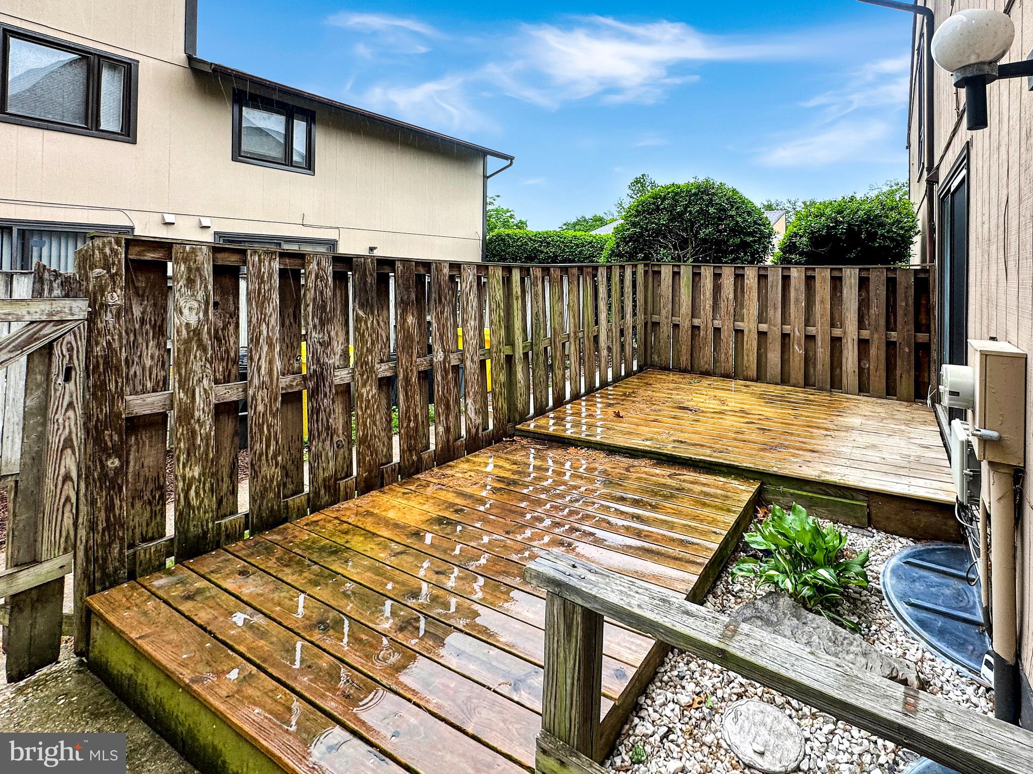 WOODSIDE SQUARE - Residential