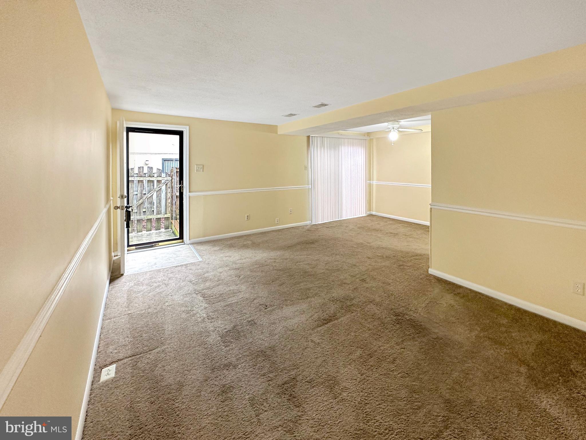 WOODSIDE SQUARE - Residential