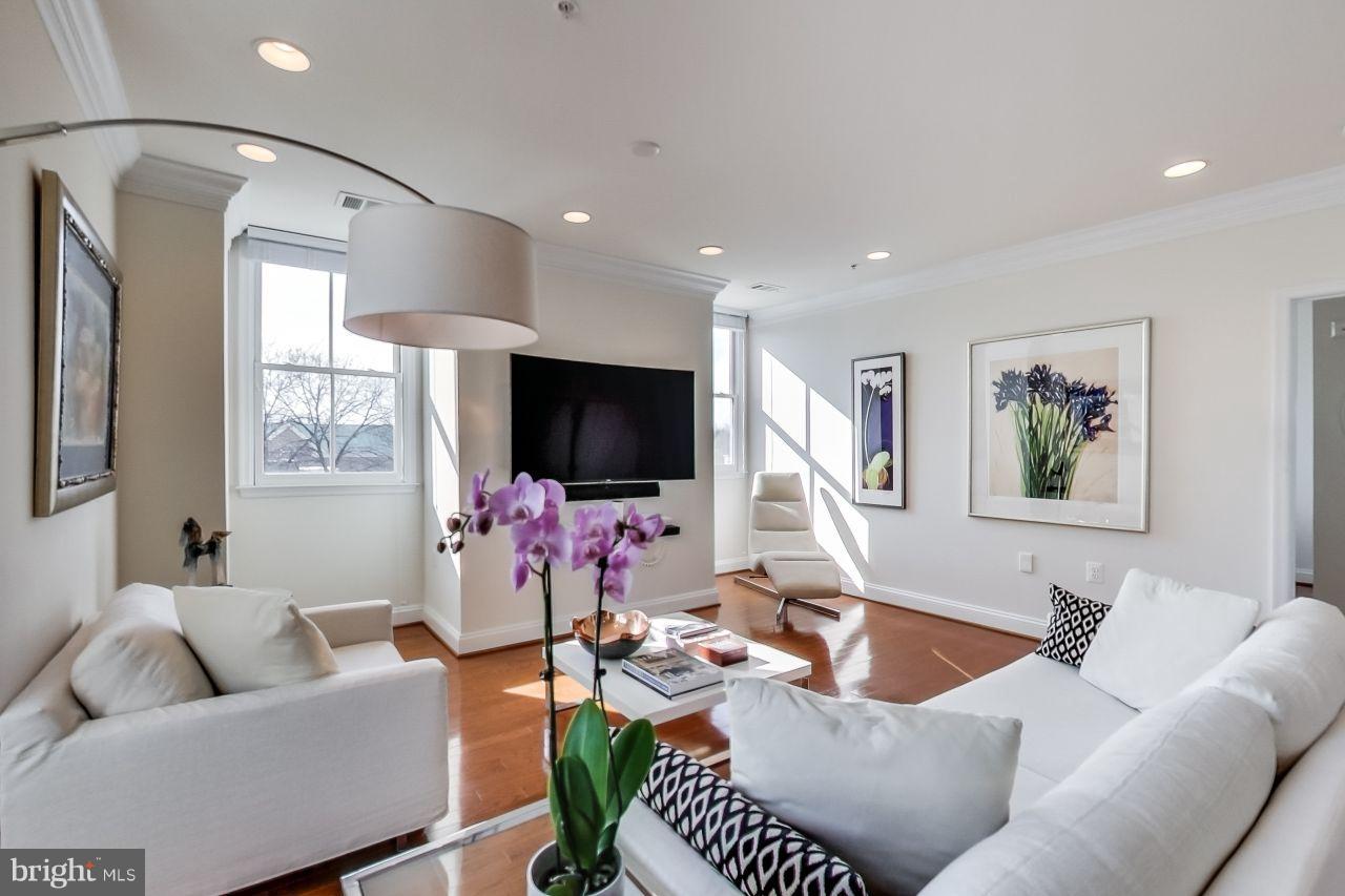 THE PRESCOTT - Residential