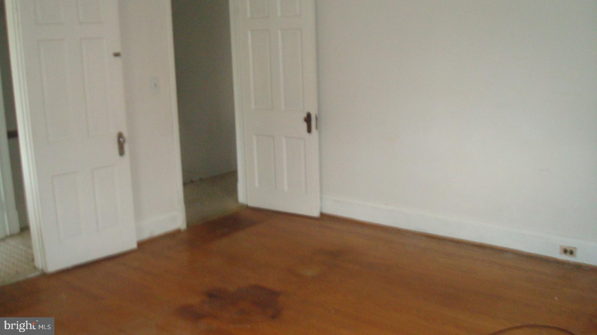 WEST ARLINGTON - Residential