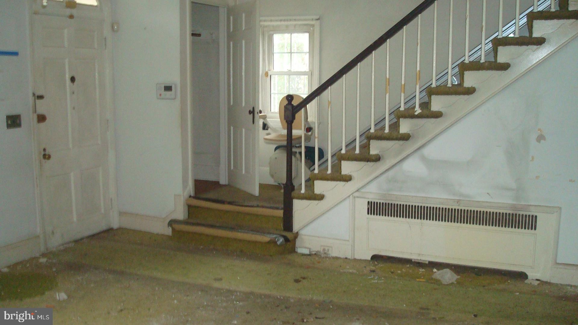 WEST ARLINGTON - Residential