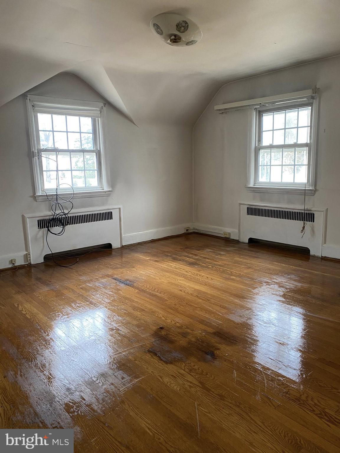 WEST ARLINGTON - Residential