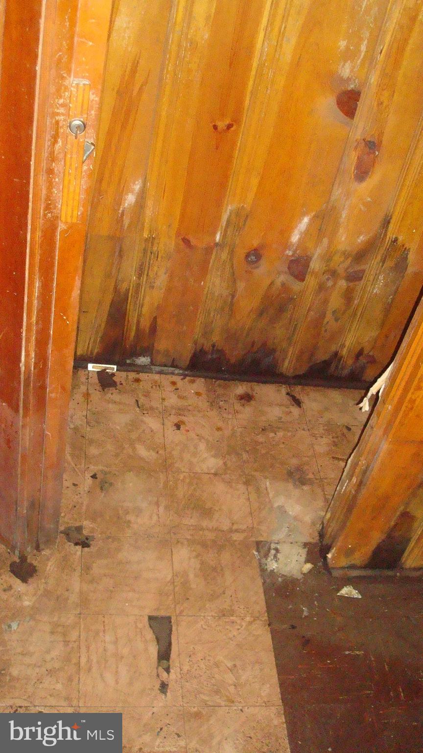 WEST ARLINGTON - Residential