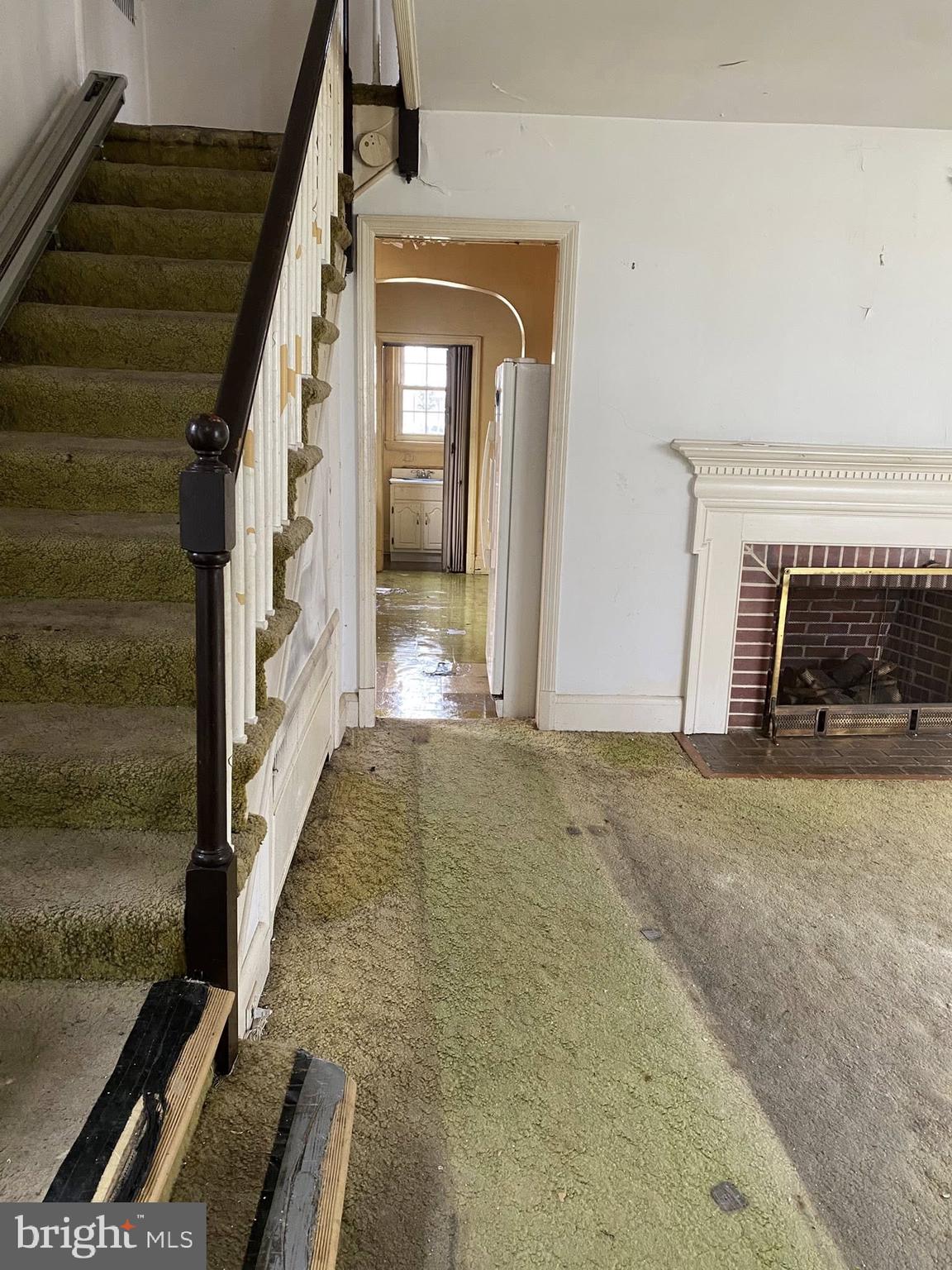 WEST ARLINGTON - Residential