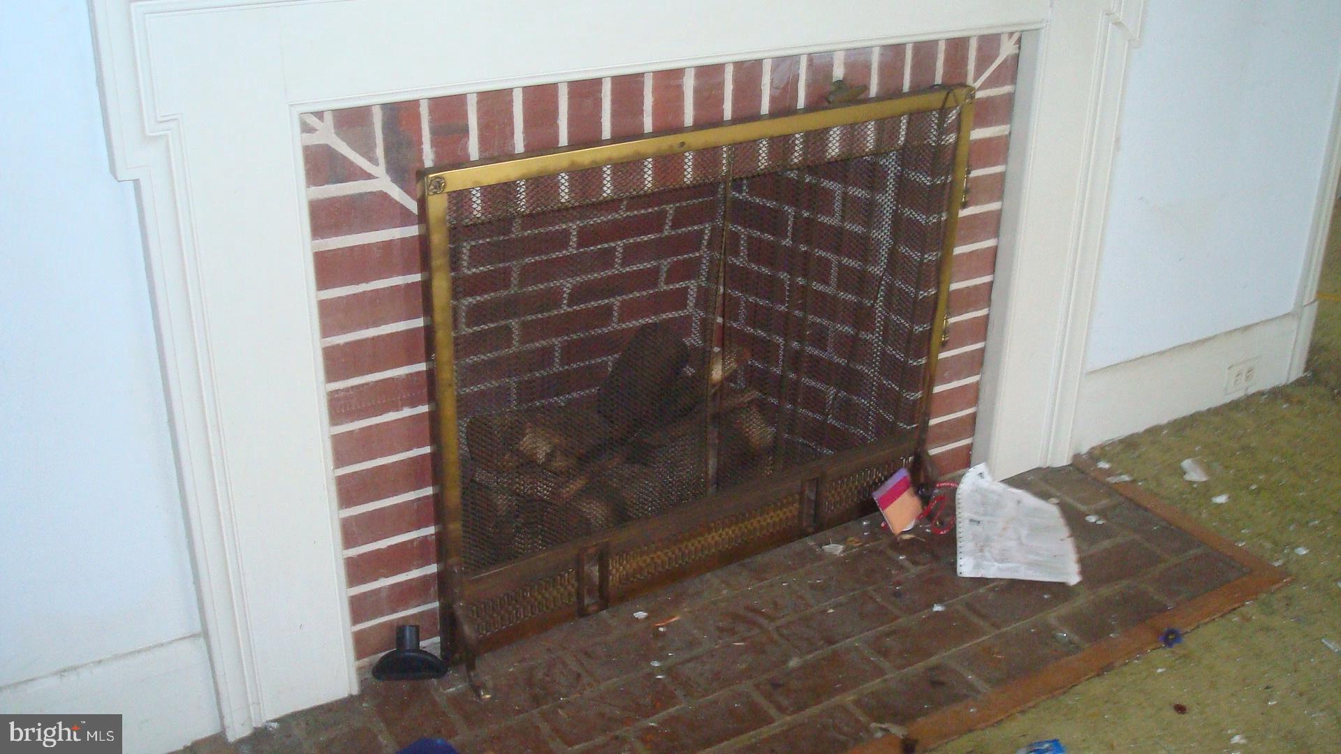 WEST ARLINGTON - Residential