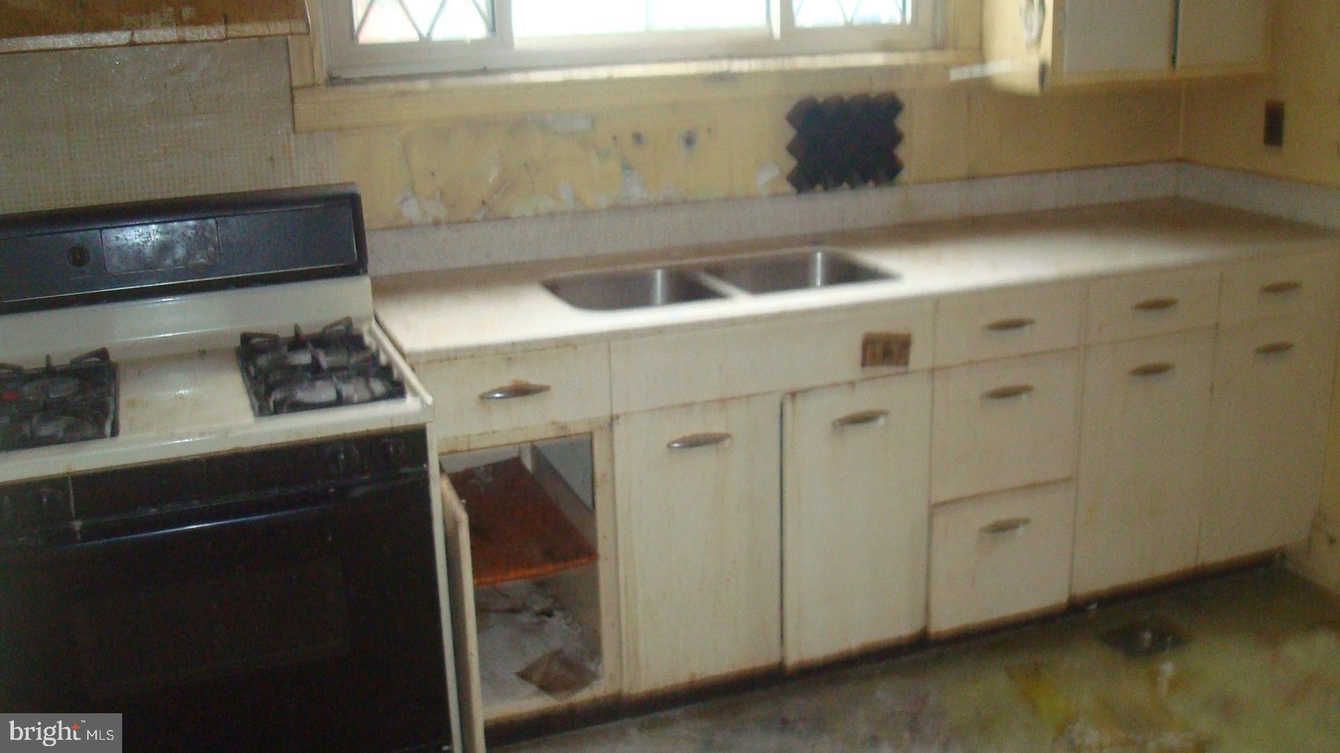 WEST ARLINGTON - Residential