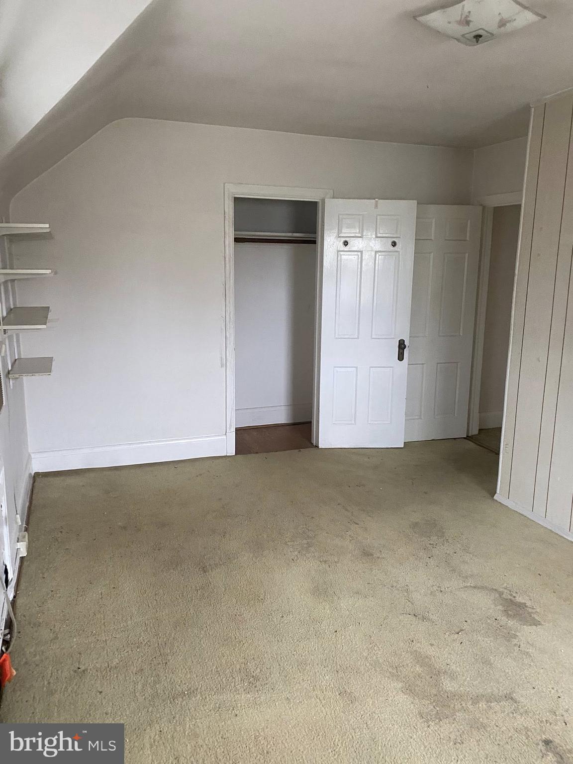 WEST ARLINGTON - Residential