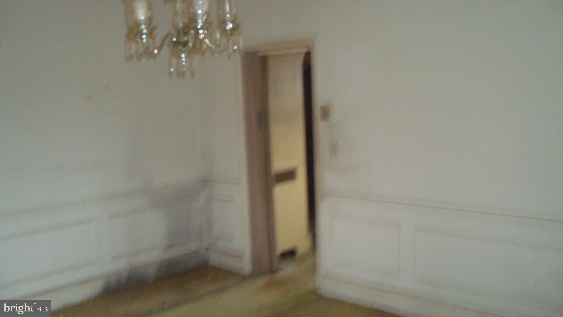 WEST ARLINGTON - Residential