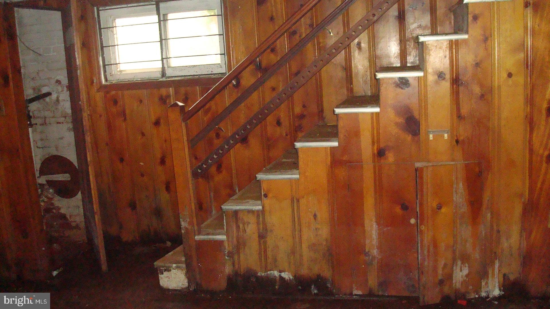 WEST ARLINGTON - Residential